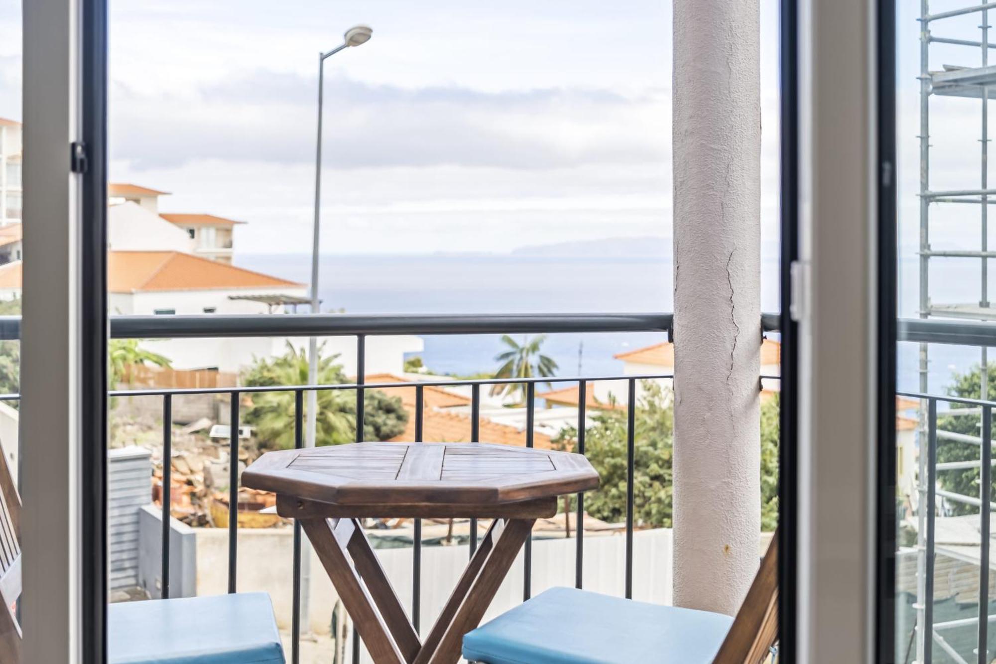 Apartment Sea View