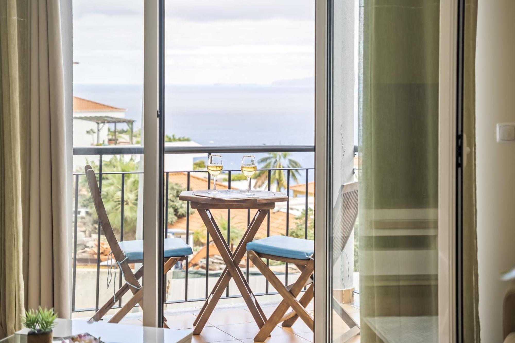 Sea View Apartment