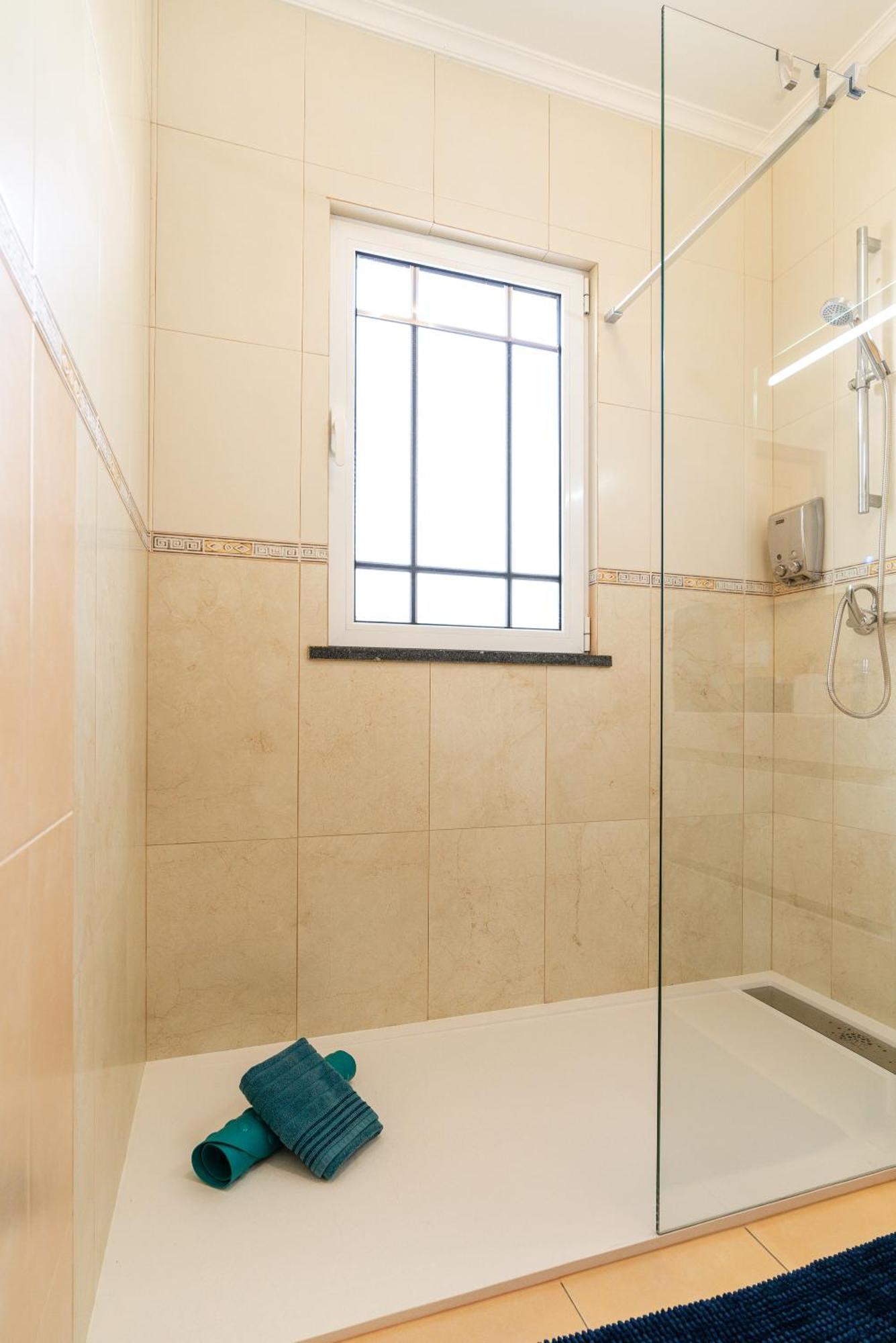 Casa Agrela By Rent2u, Lda Holiday home *