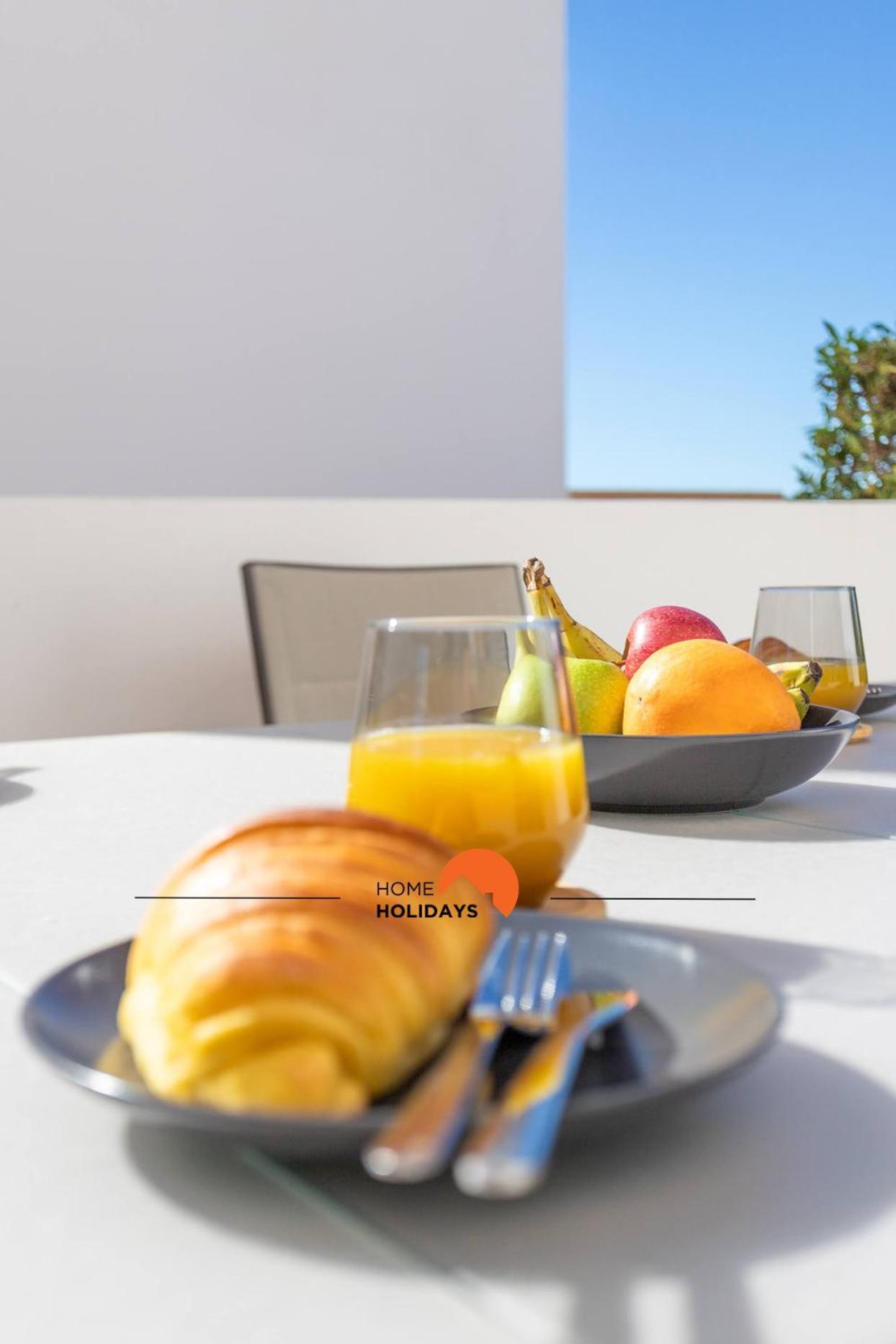 #111 Ocean View By Holidays *