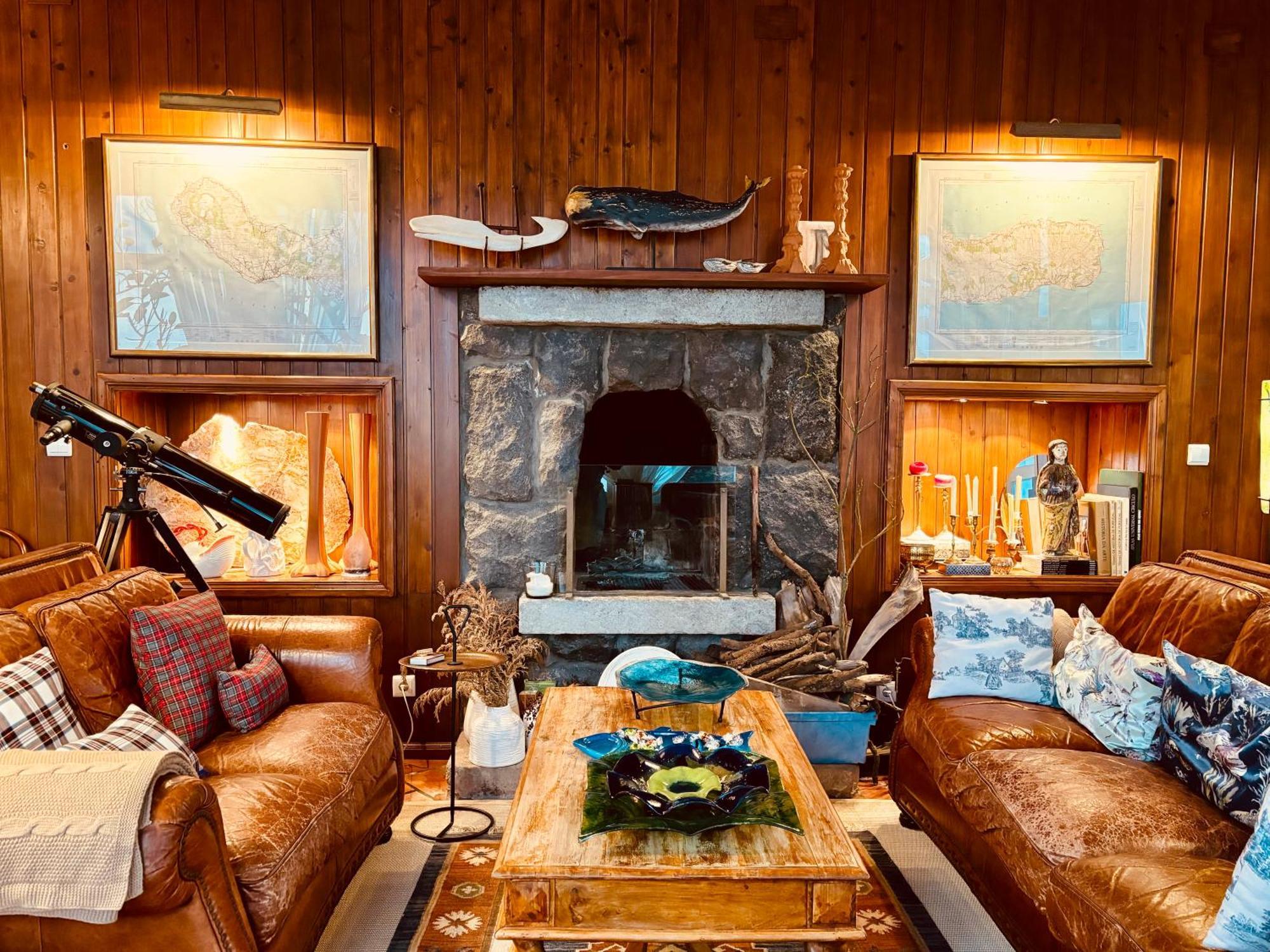 A By The Sea Homestay *