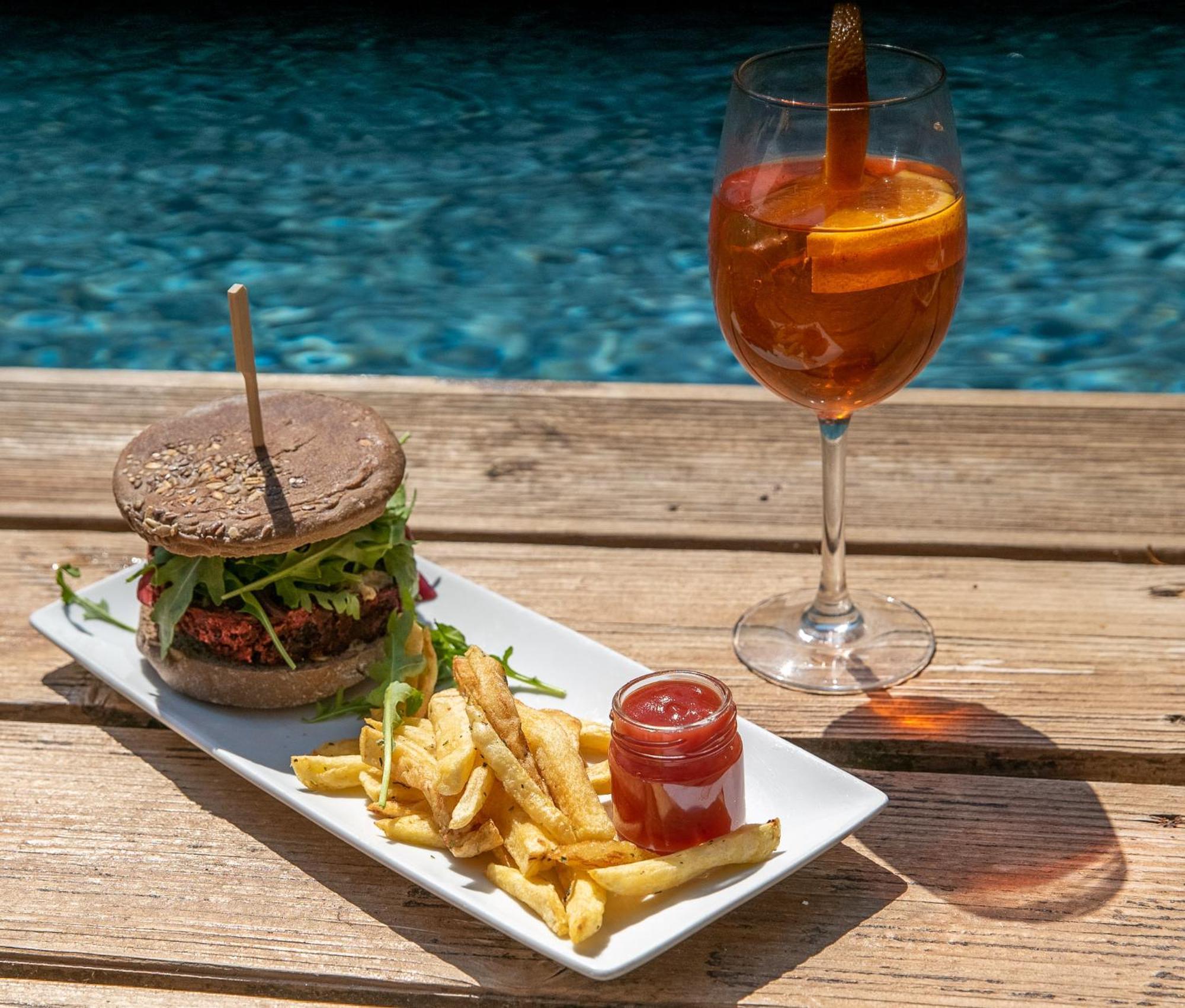 Bukubaki Eco Surf Resort Ferrel (Leiria)