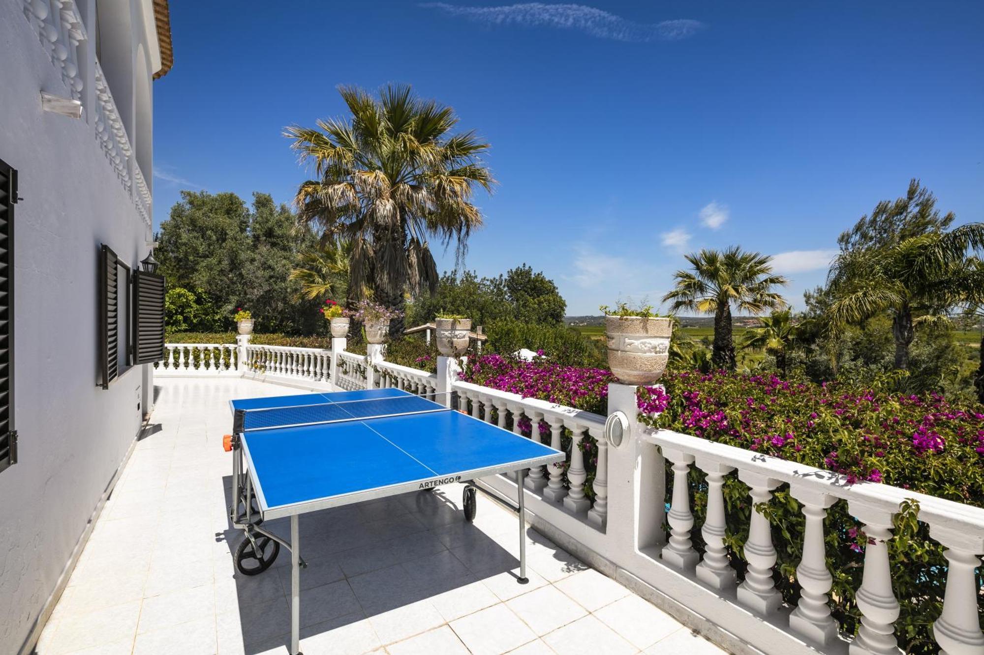 Villa Charming Algarve Quinta Luz 9 Bedrooms Large Pool Snooker Table *