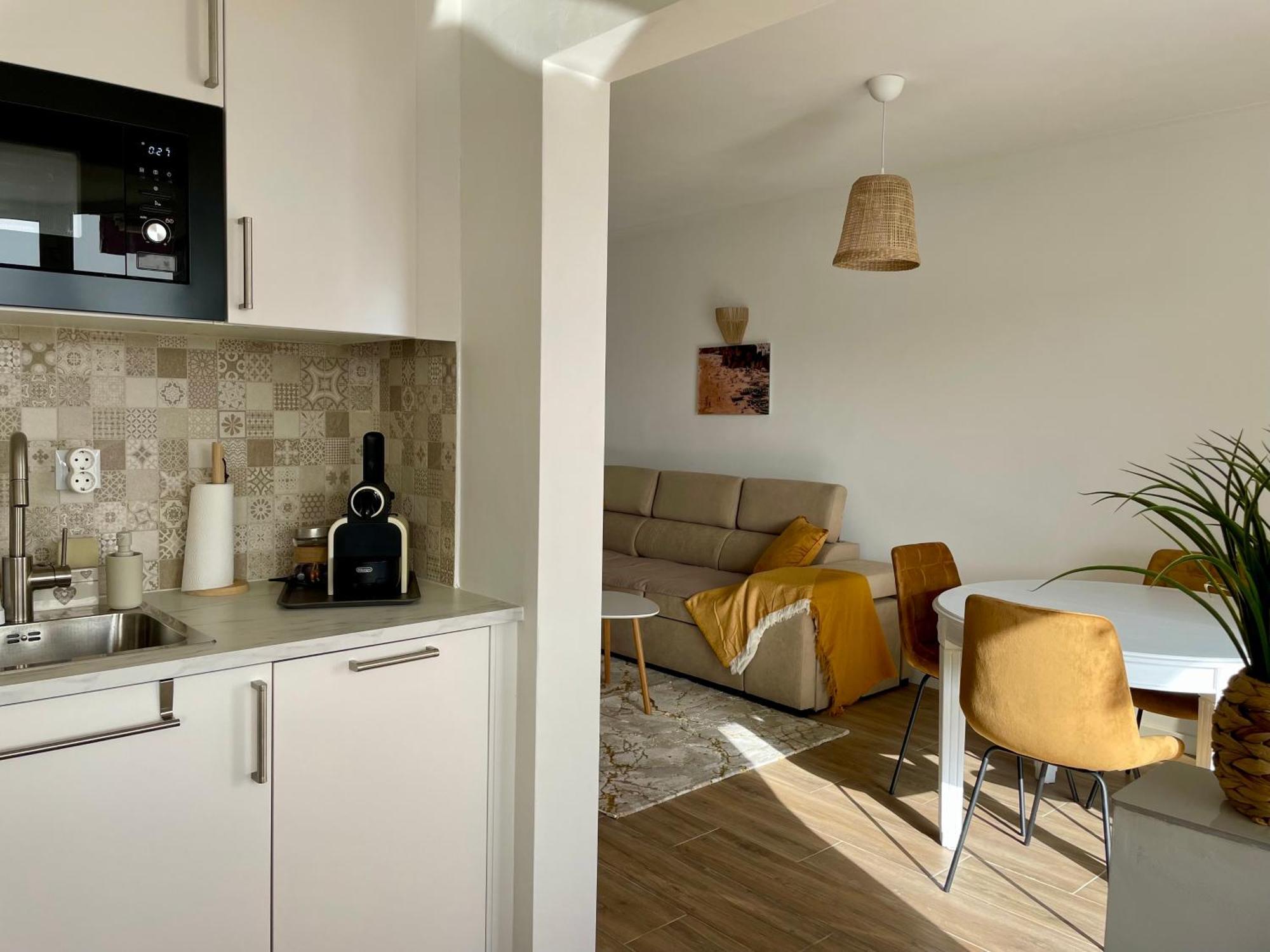 Rosamar Apartment *