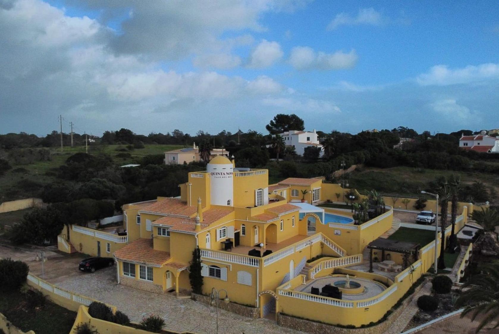 Quinta Nova Vale Del Rey *
