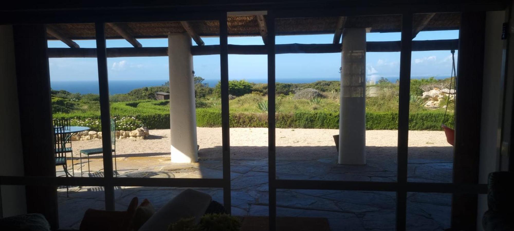 Sea House *