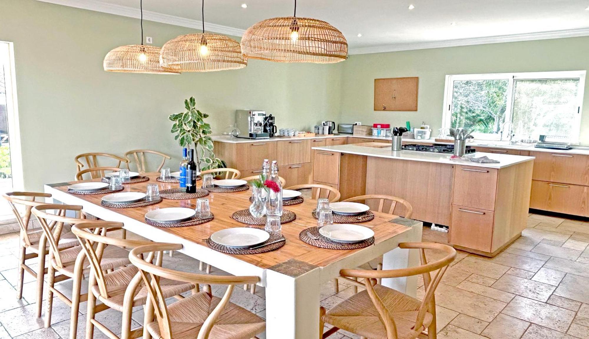 Tiny Whale Lodge, A Unique Space For Groups Villa Bensafrim