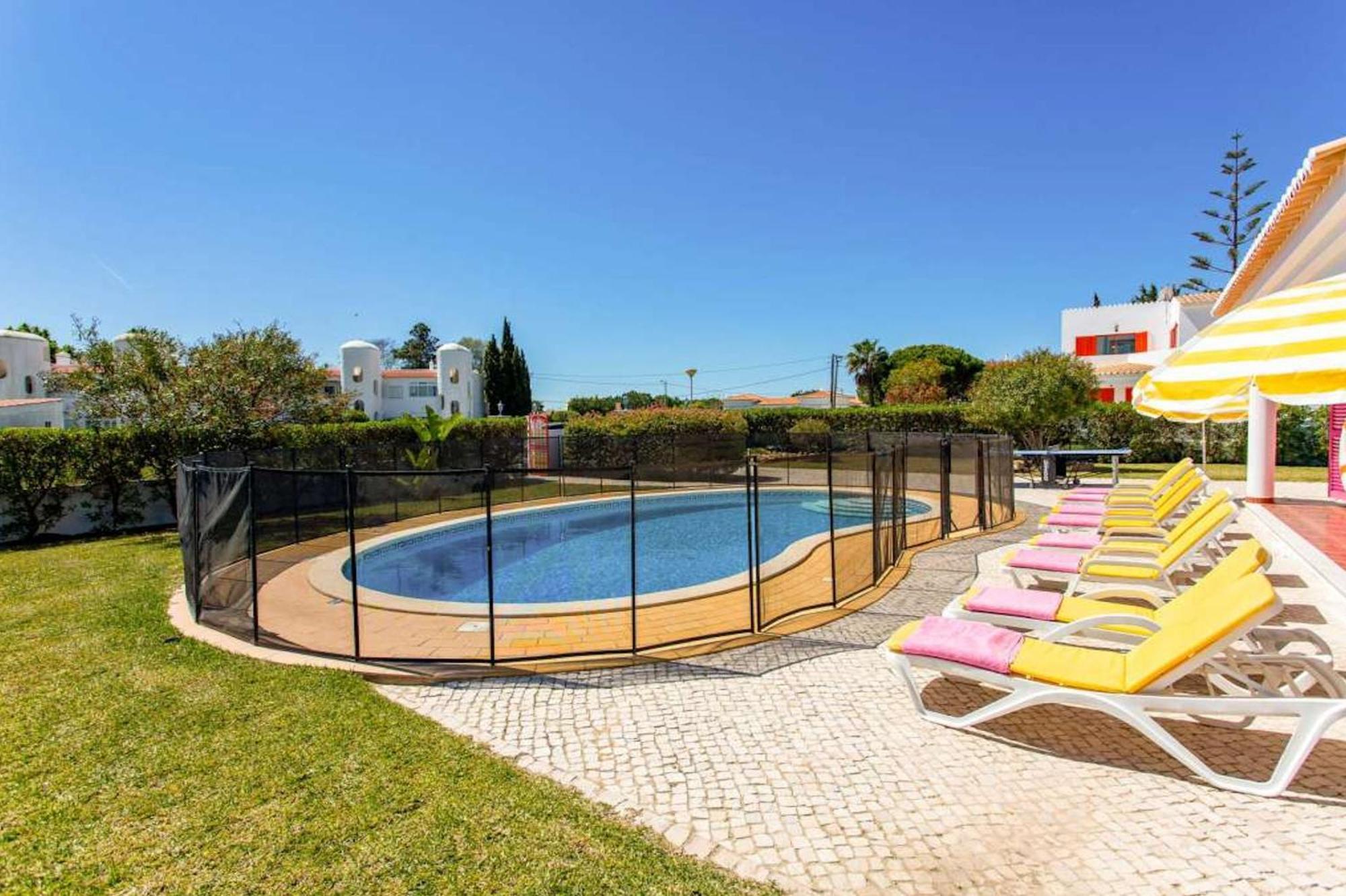 Luxury Carvoeiro Fragrancia Dois 4 Bedroom Gated Pool Villa