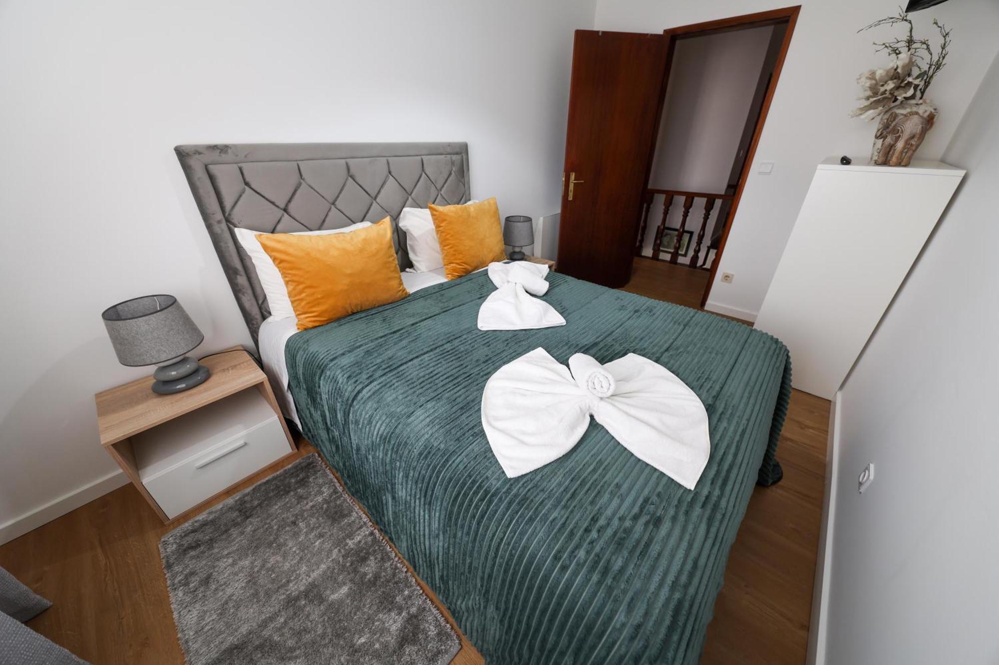 Quartos Da Tia Laura Homestay Nazare