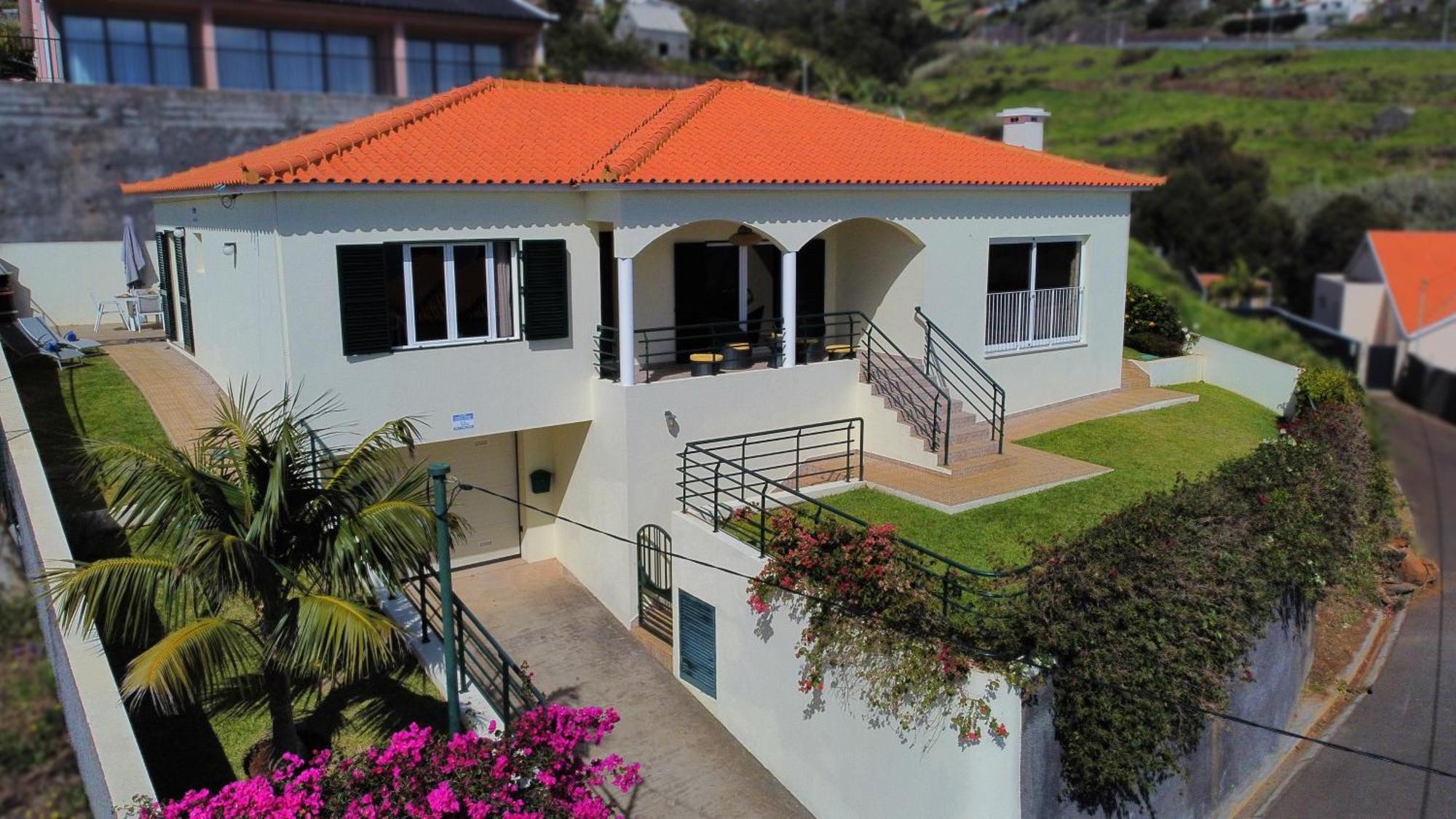 Casa Eleanor By Lovelystay * Calheta (Madeira)