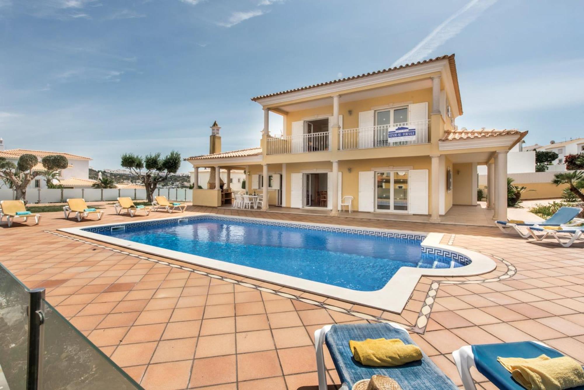 Holiday home Oliveiras Amazing Location Walk To Marina Restaurants Albufeira