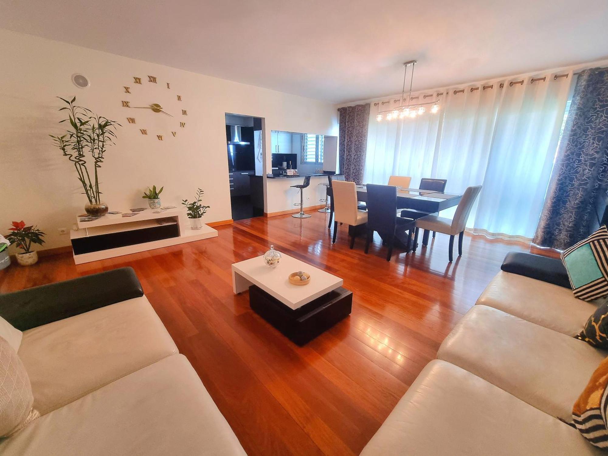 Panoramic Sunrise And Sunset Views, 5 Min From Funchal, Perfect Getaway For Travelers Apartamento Funchal (Madeira)