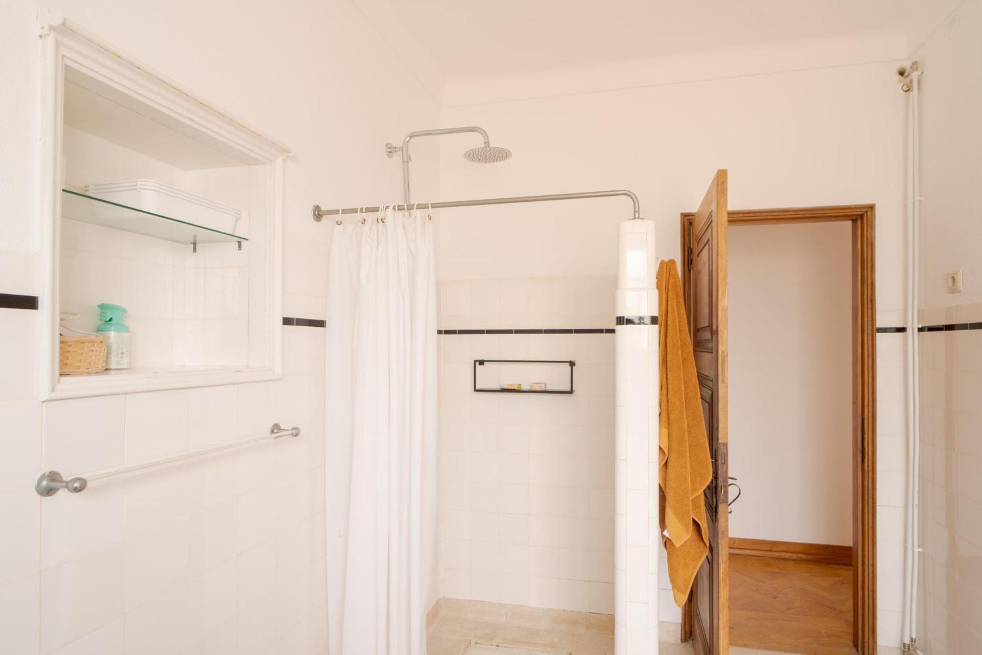 Manas Coliving * Sines
