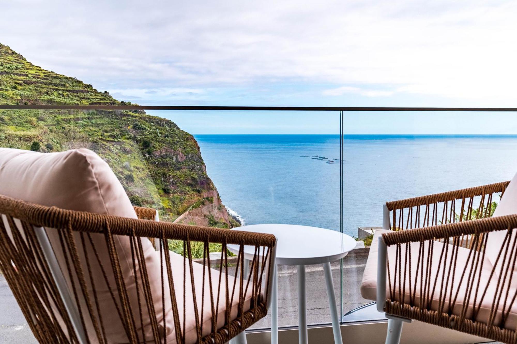 One Sweet World Calheta (Madeira)