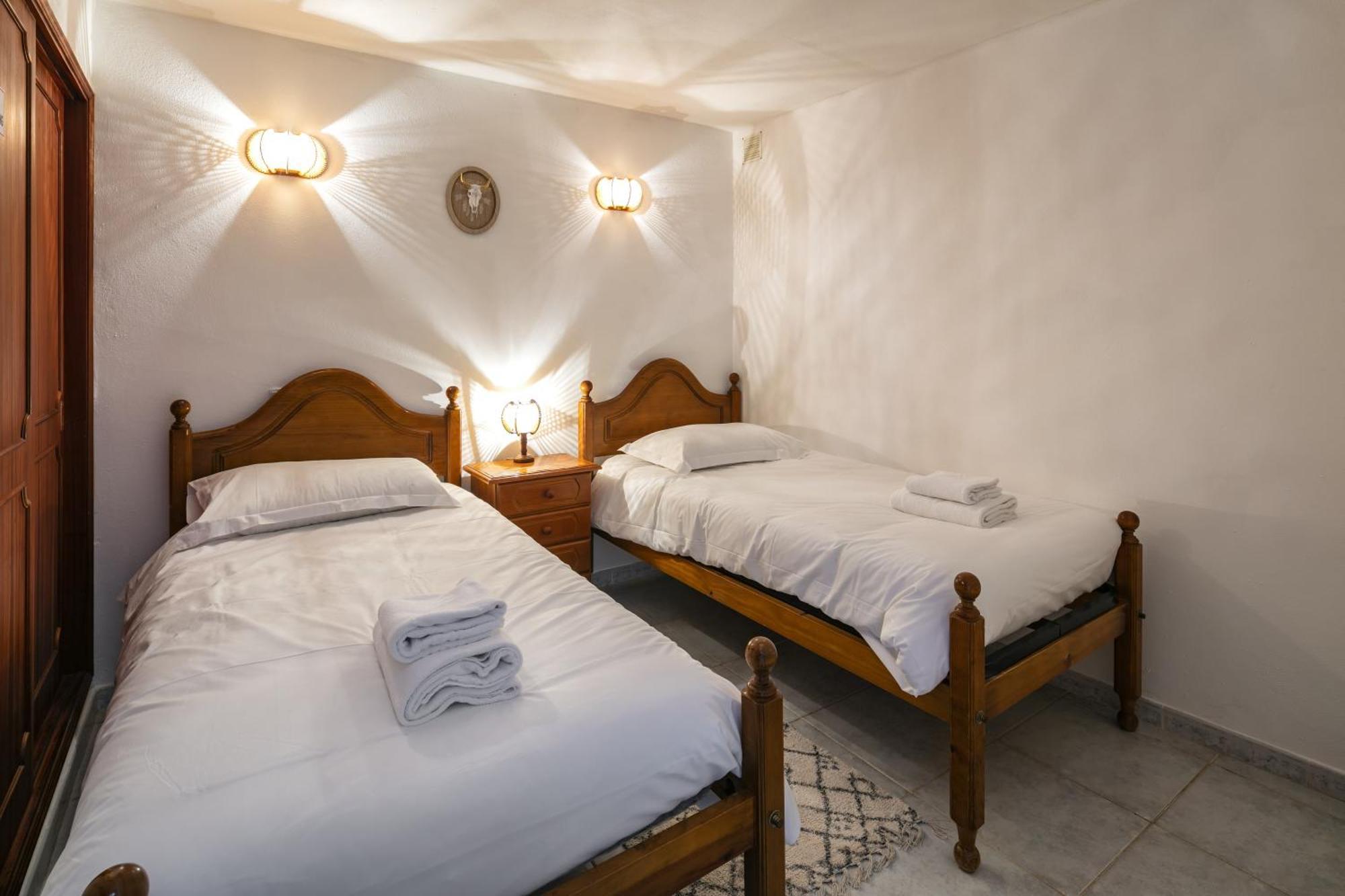 Charming Algarve Quinta Luz 9 Bedrooms Large Pool Snooker Table * Silves