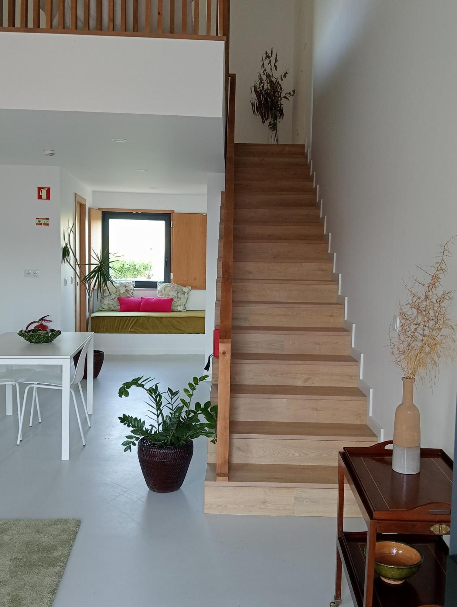 Ocean & Countryside Apartment