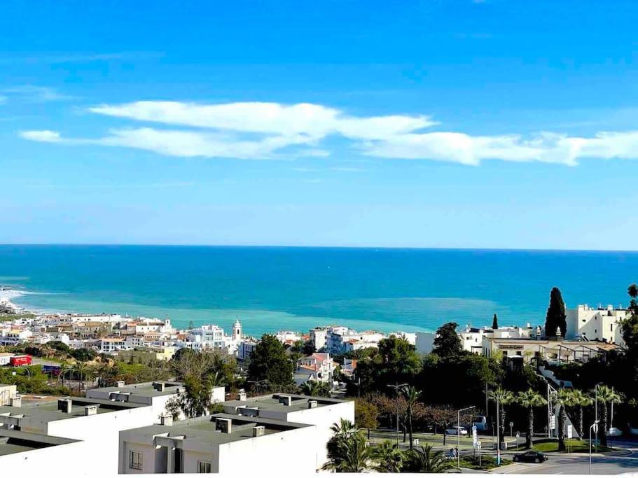 Vista Mar Piscina Apartamento *