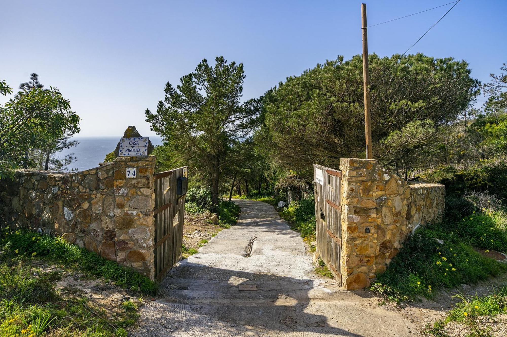 Whome Wilderness Escape: Secluded Haven For Remote Work Colares