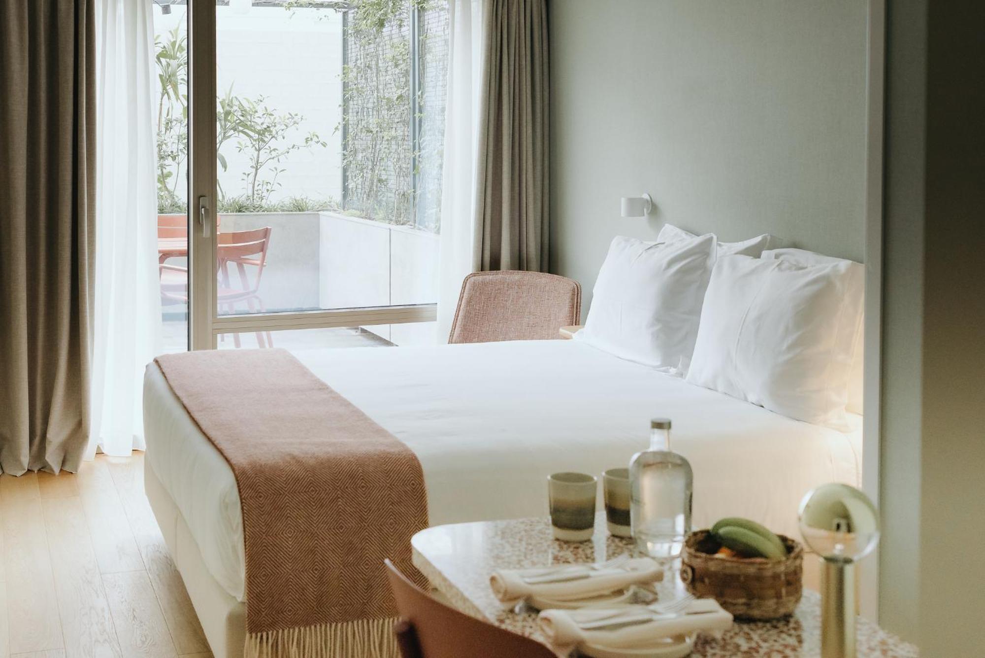 Nine Dots Azorean Art Boutique Hotel 4*