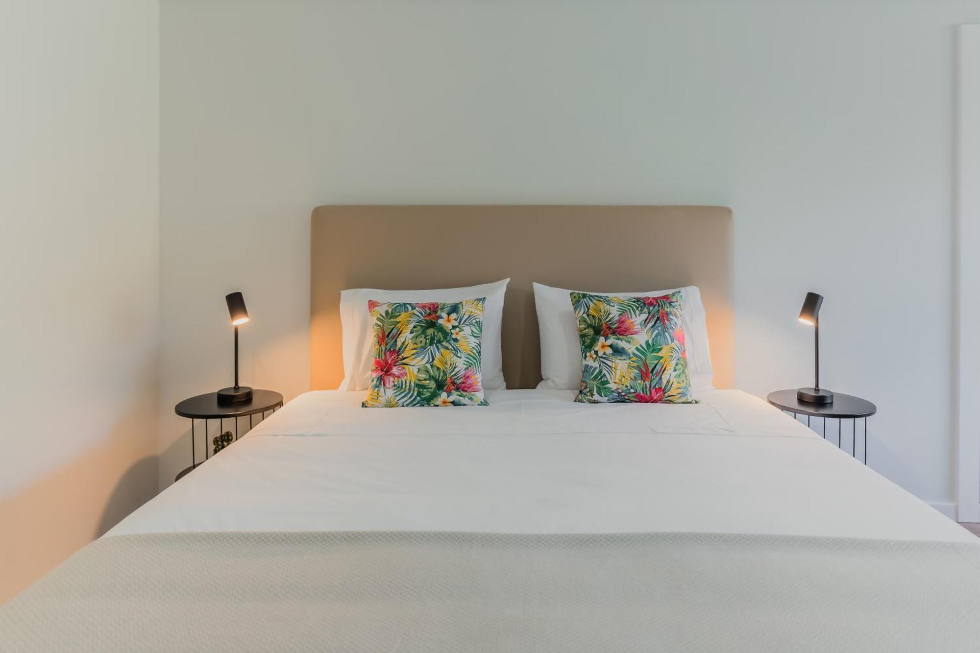 Primeiro Quartel - 4 *