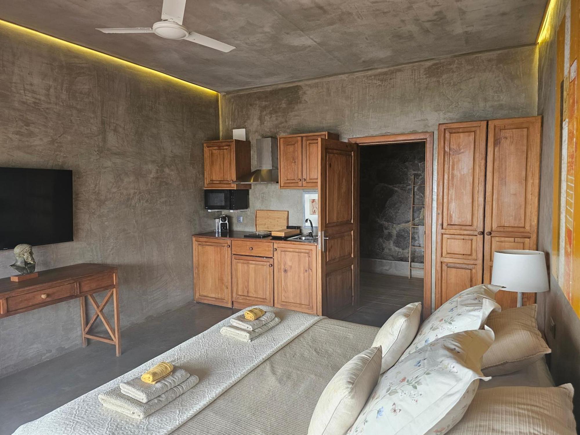 Les Terrasses Homestay Calheta (Madeira)