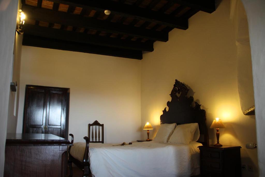 Casa Rural Santo Condestavel Guest house Mourao