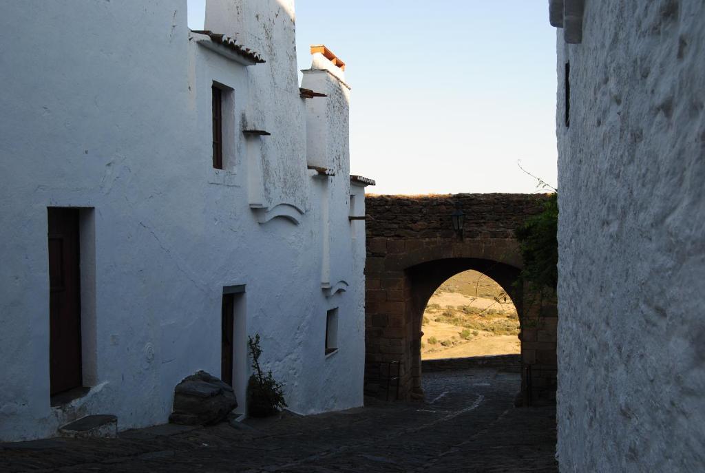 Casa Rural Santo Condestavel Guest house