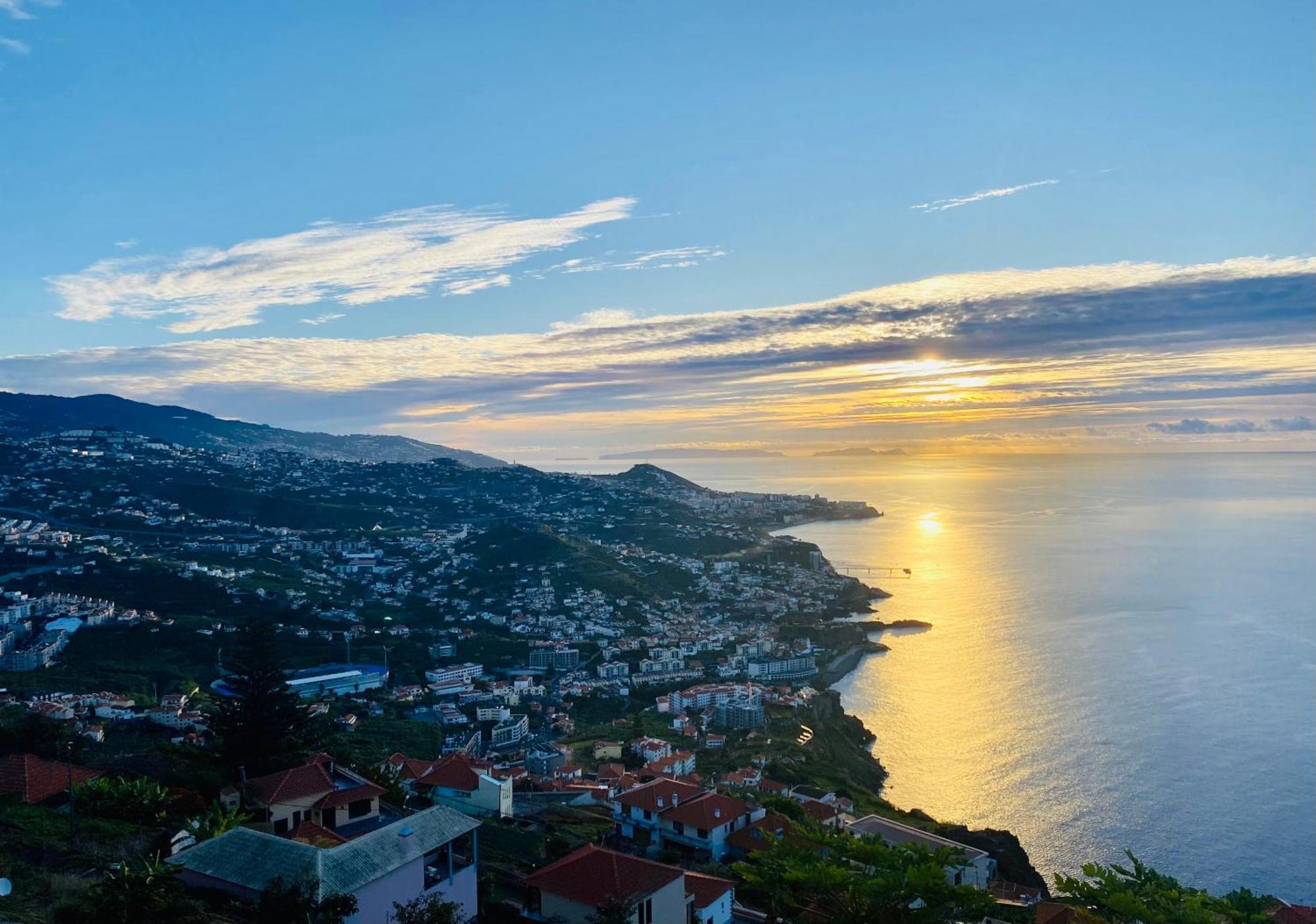 Peak A Boo Private Heated Pool And Private Parking Camara de Lobos