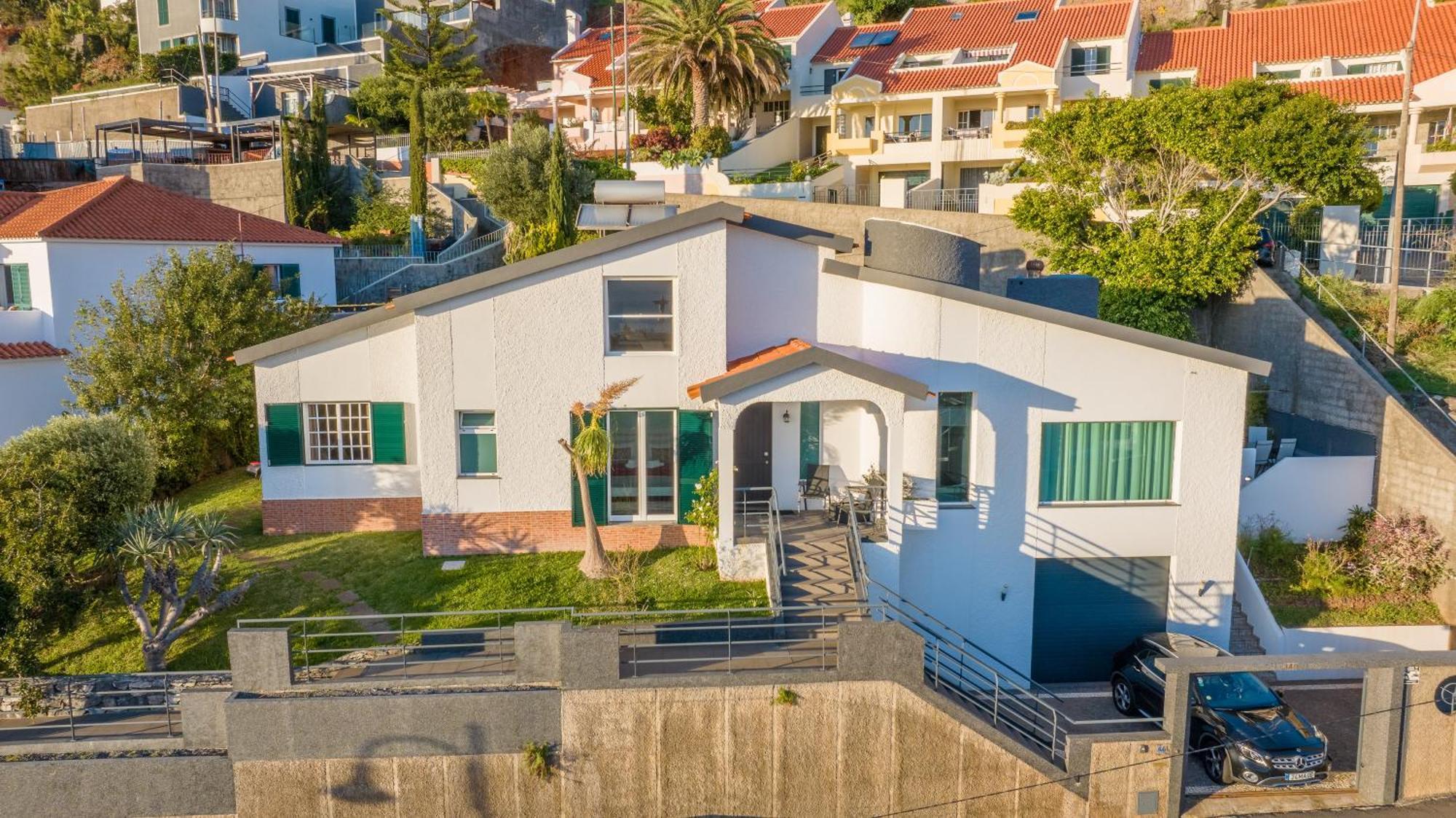 Sunset Villa Canico (Madeira)