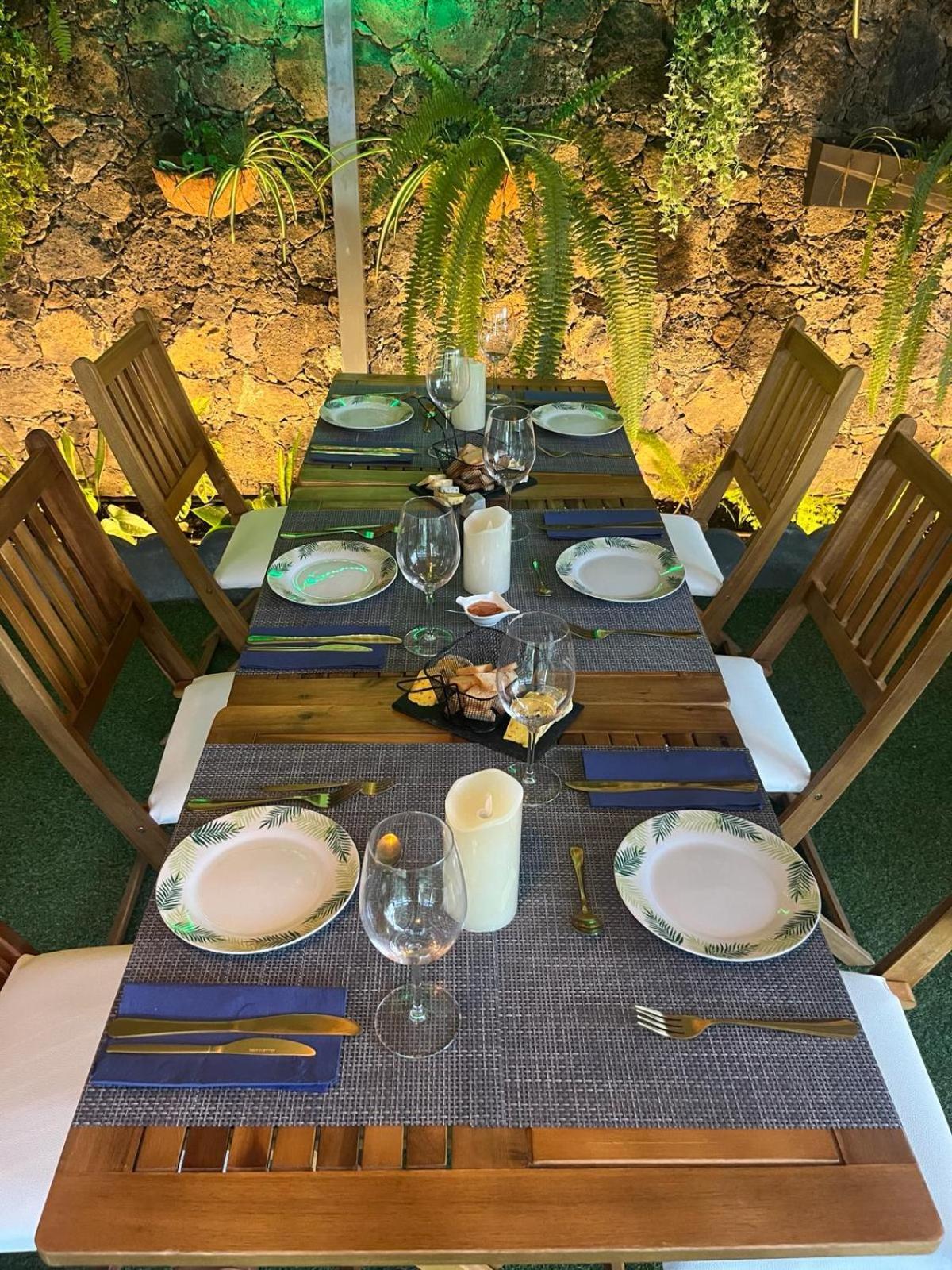 Casa Caloura Passion Deluxe & Lagoa (Azores)