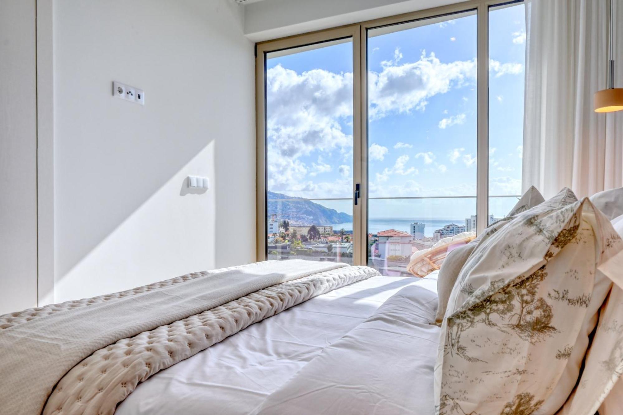 Apartment The Place By Nicolene, A In Madeira *