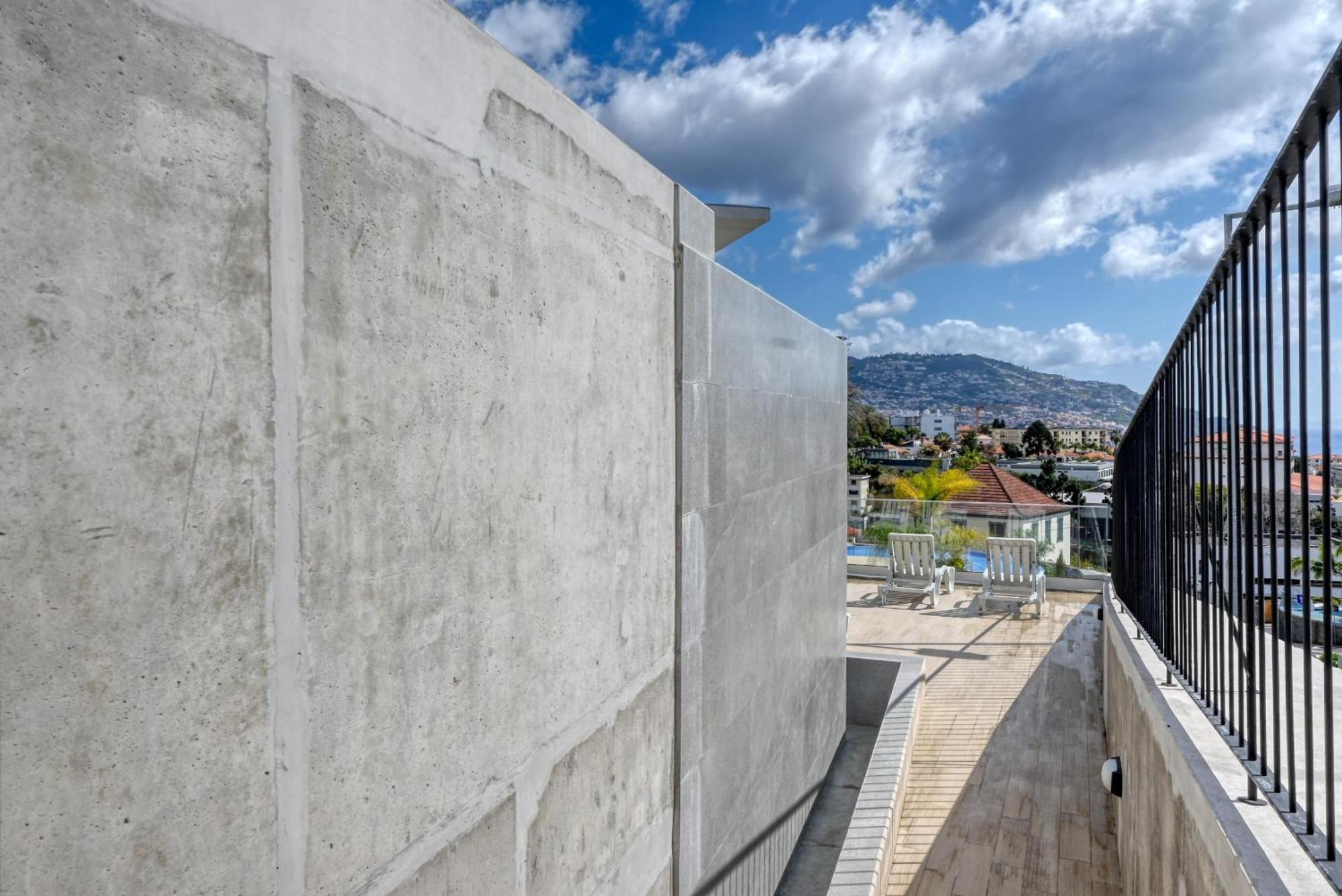 Apartment The Place By Nicolene, A In Madeira *