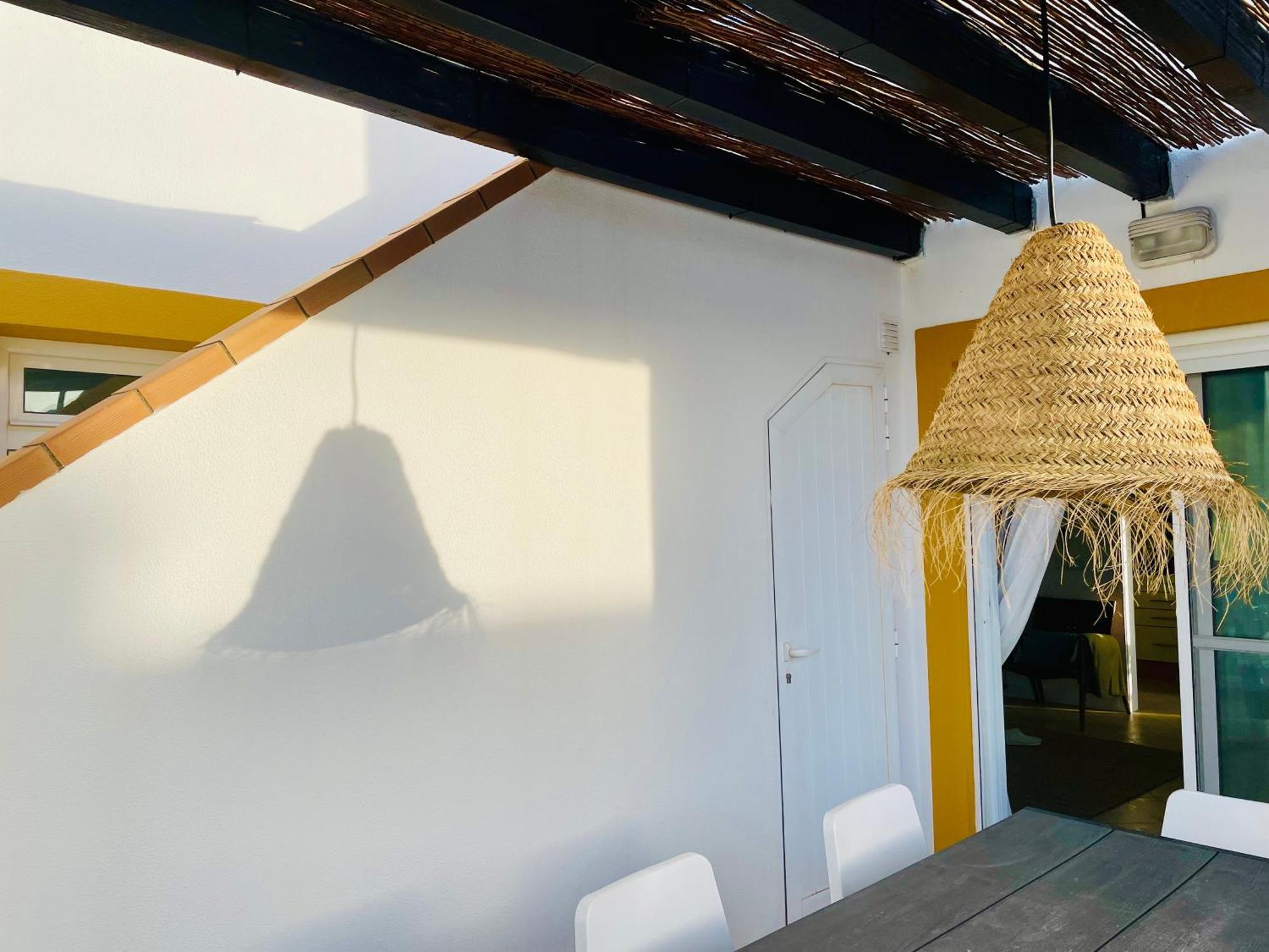 Amazing Bliss 2br W/private Sea View Terrace Apartamento