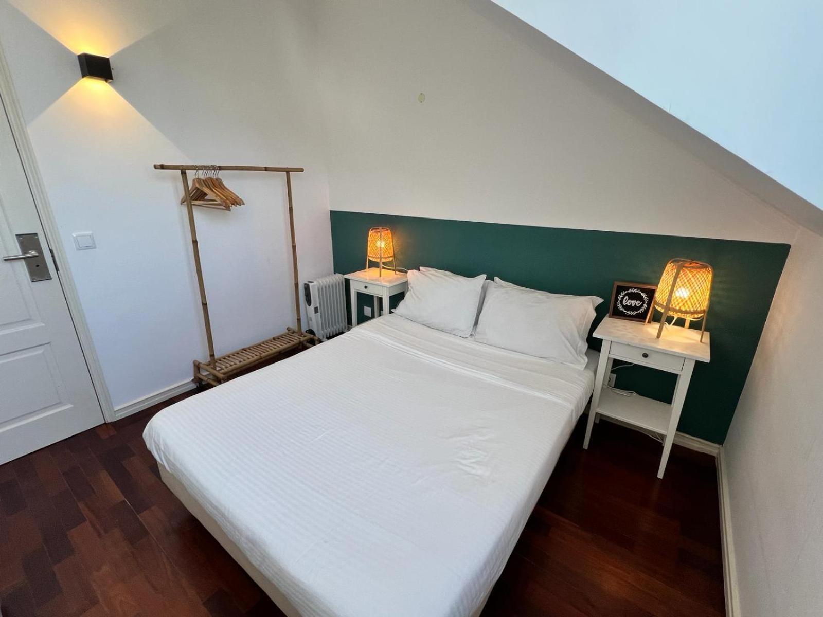 Impact House Hostel Estoril