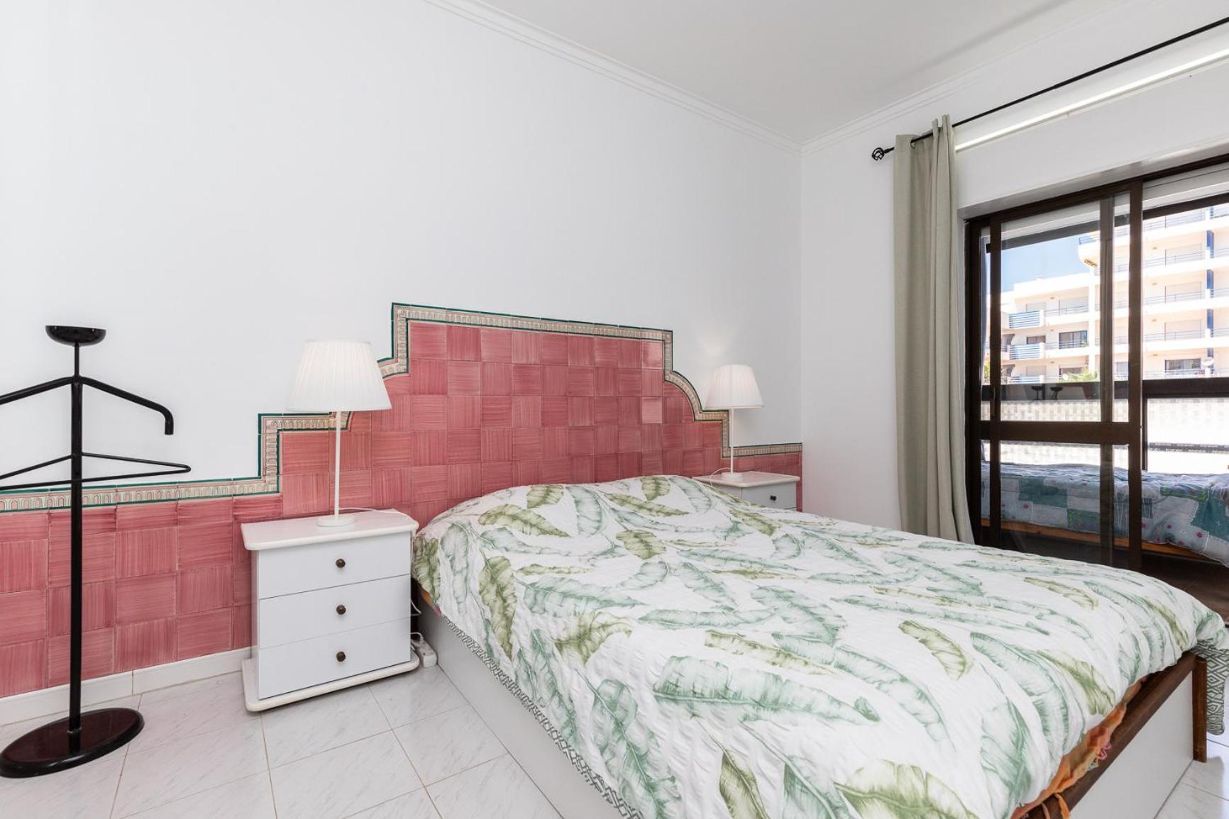 Superb Front Carteia Flat