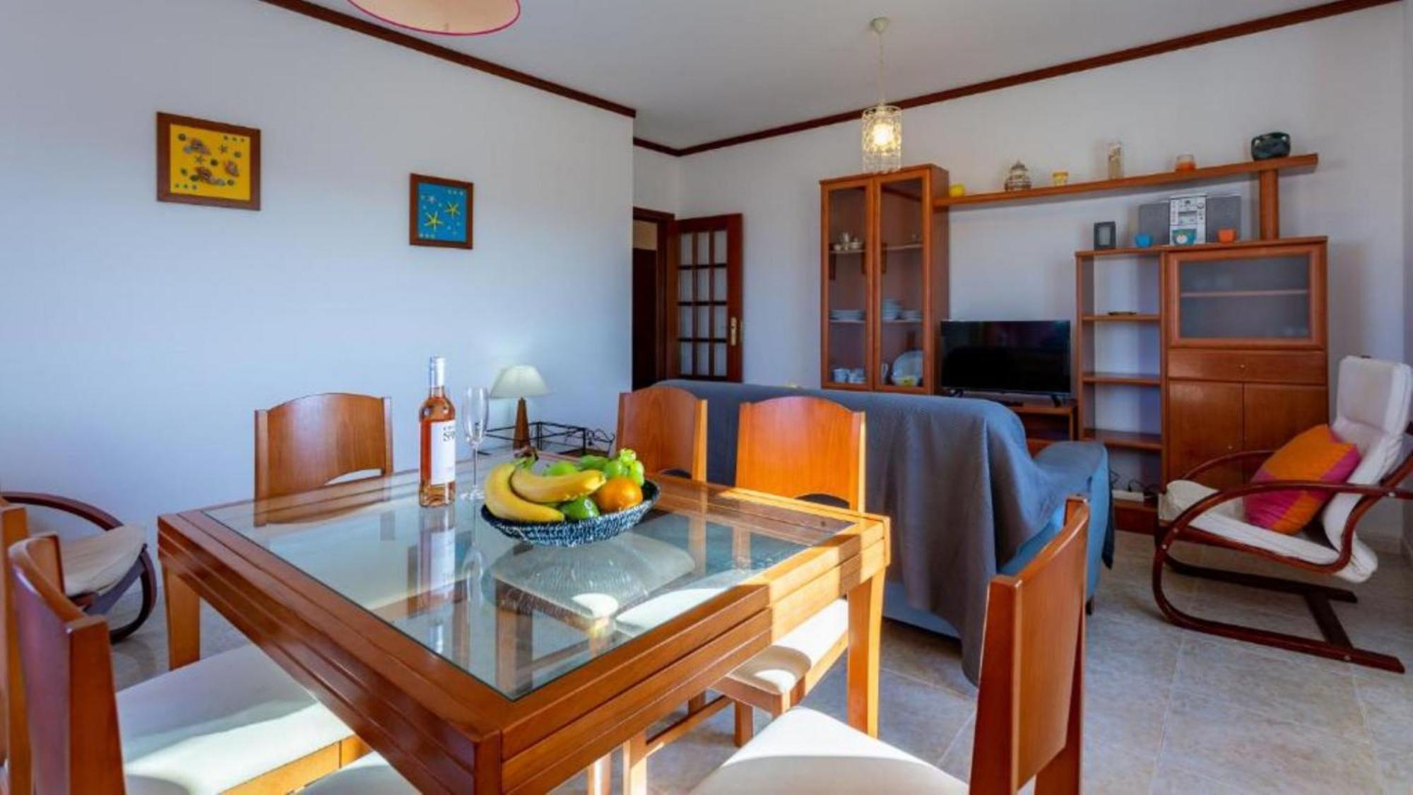 2 Bedrooms Balcony Flat Apartamento *