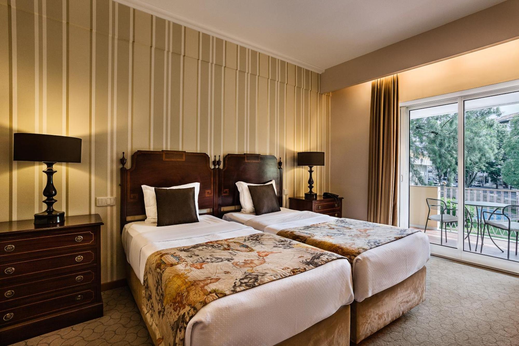 Hotel Grao Vasco - Historic And 4*