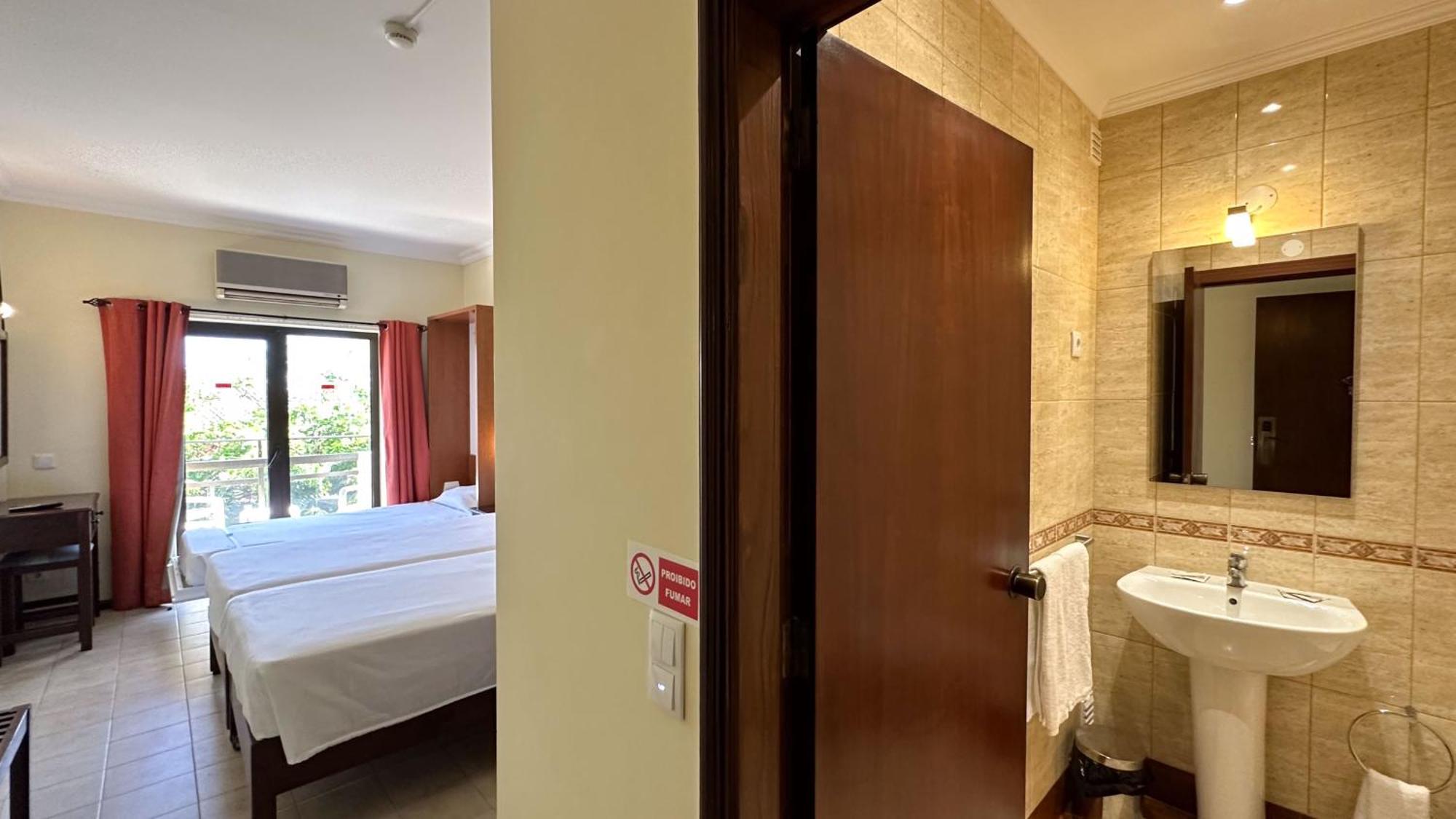 Avenida Hotel 3*