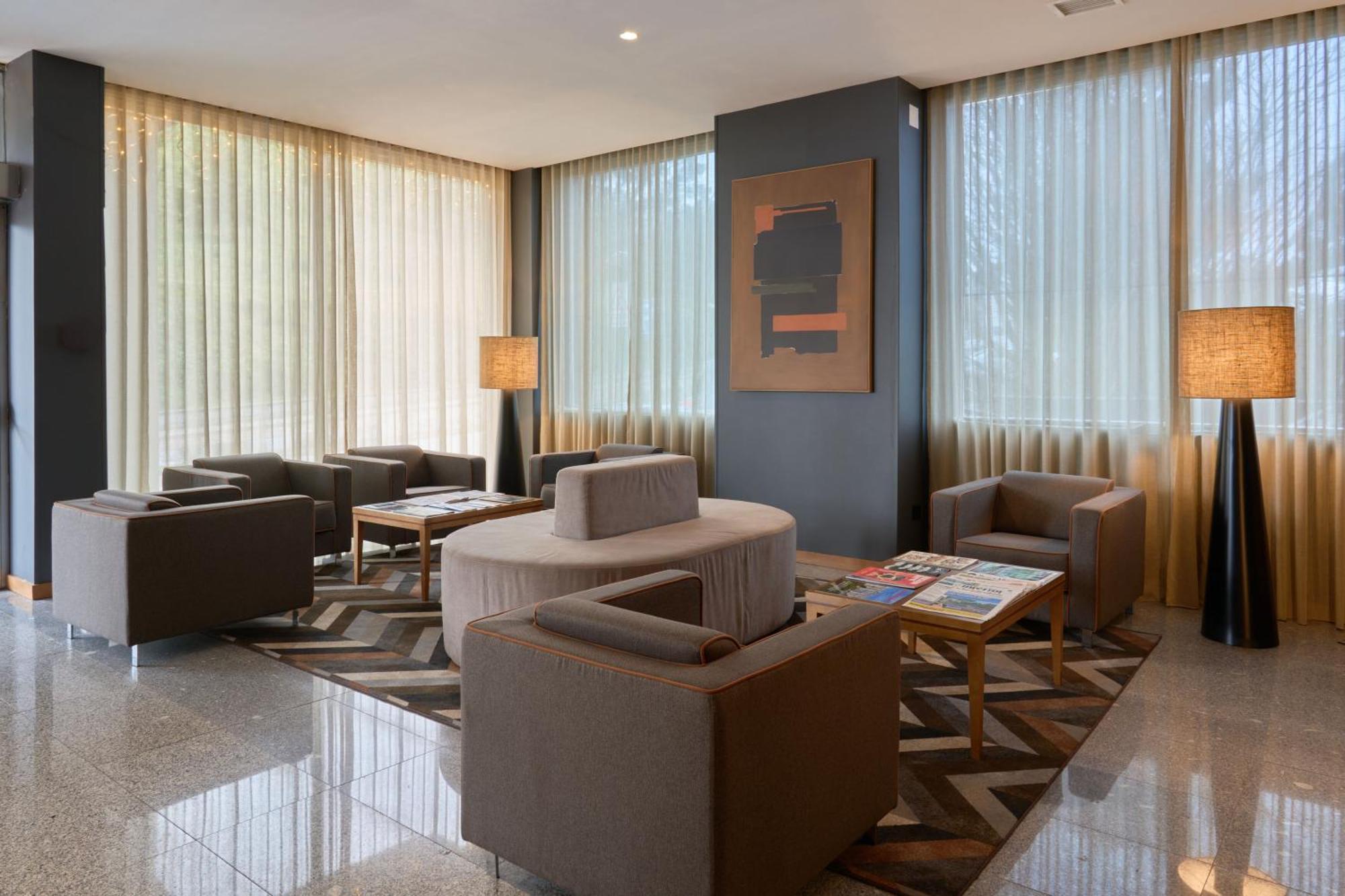 Versatile Hotel