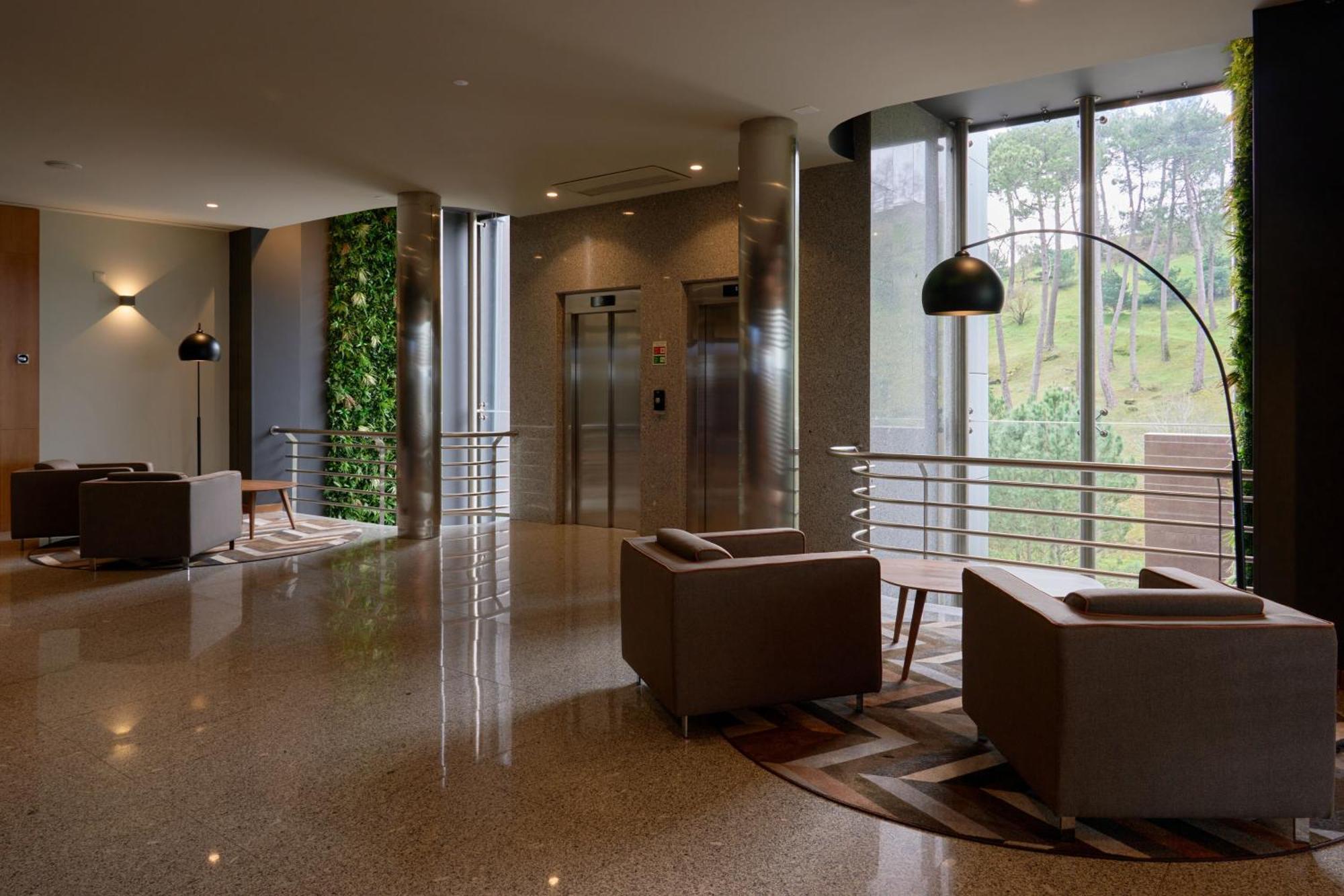 Hotel Versatile 4*