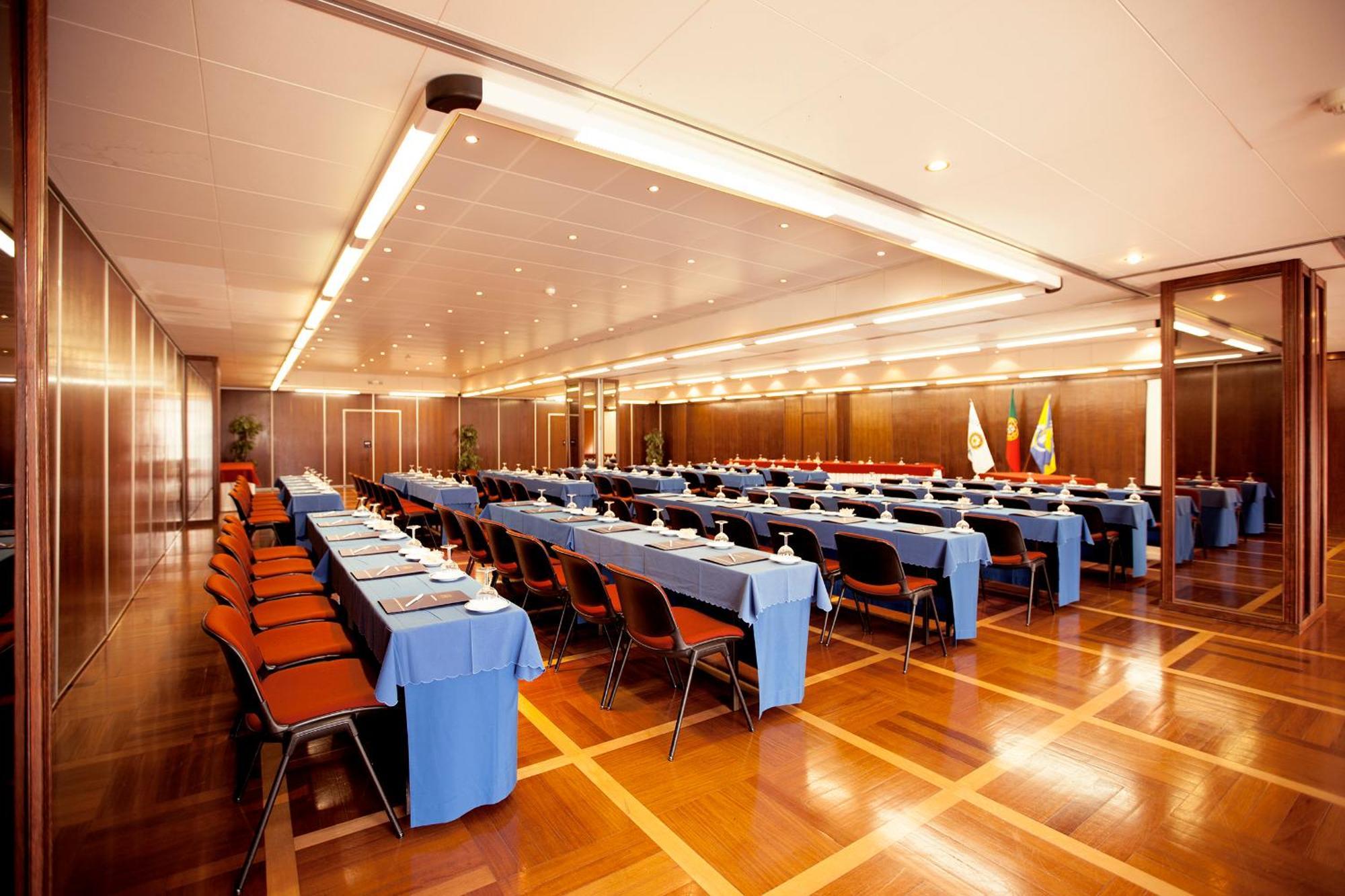 Center Hotel