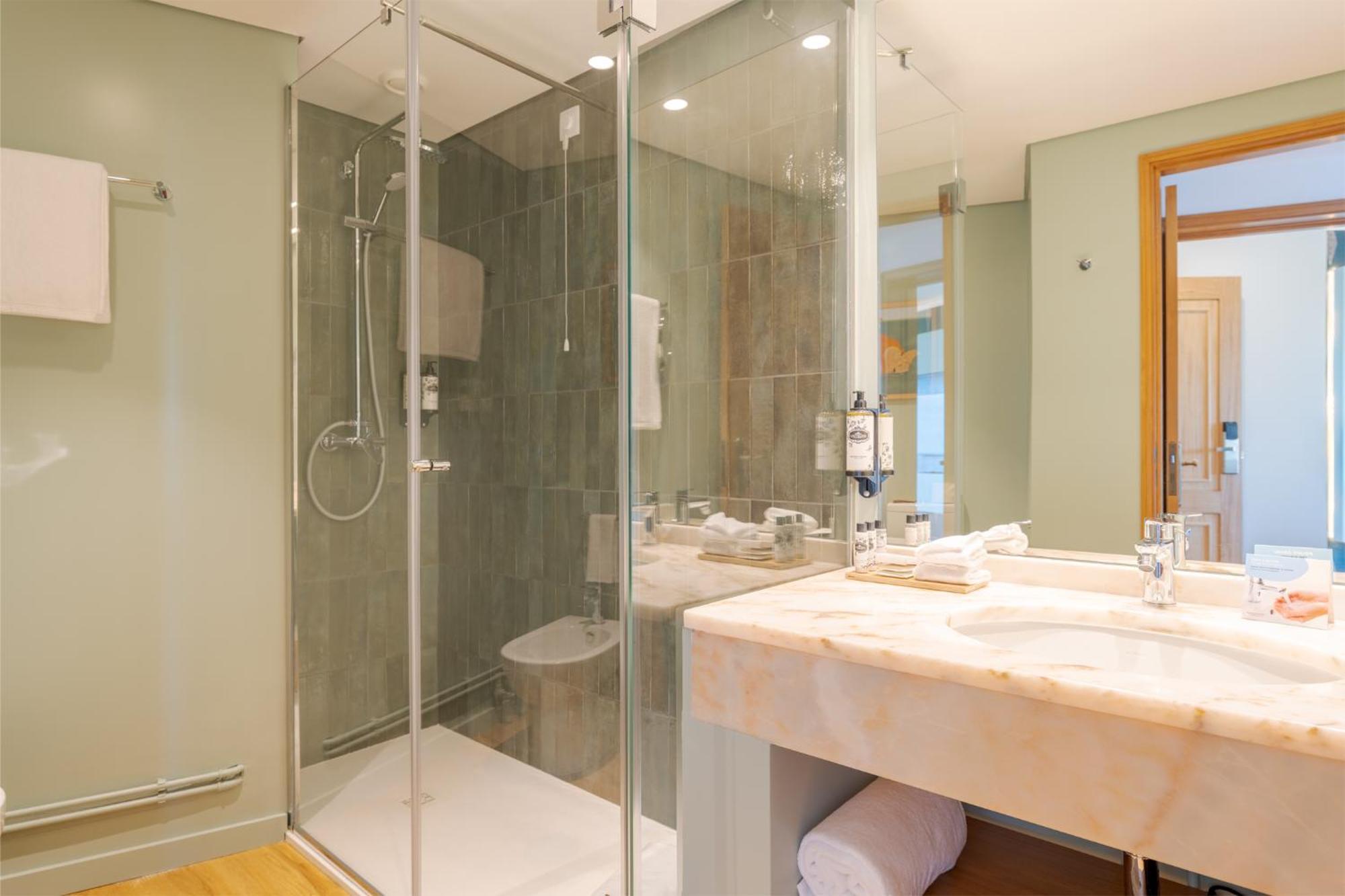 Pestana Lido Madeira Ocean Hotel 5*