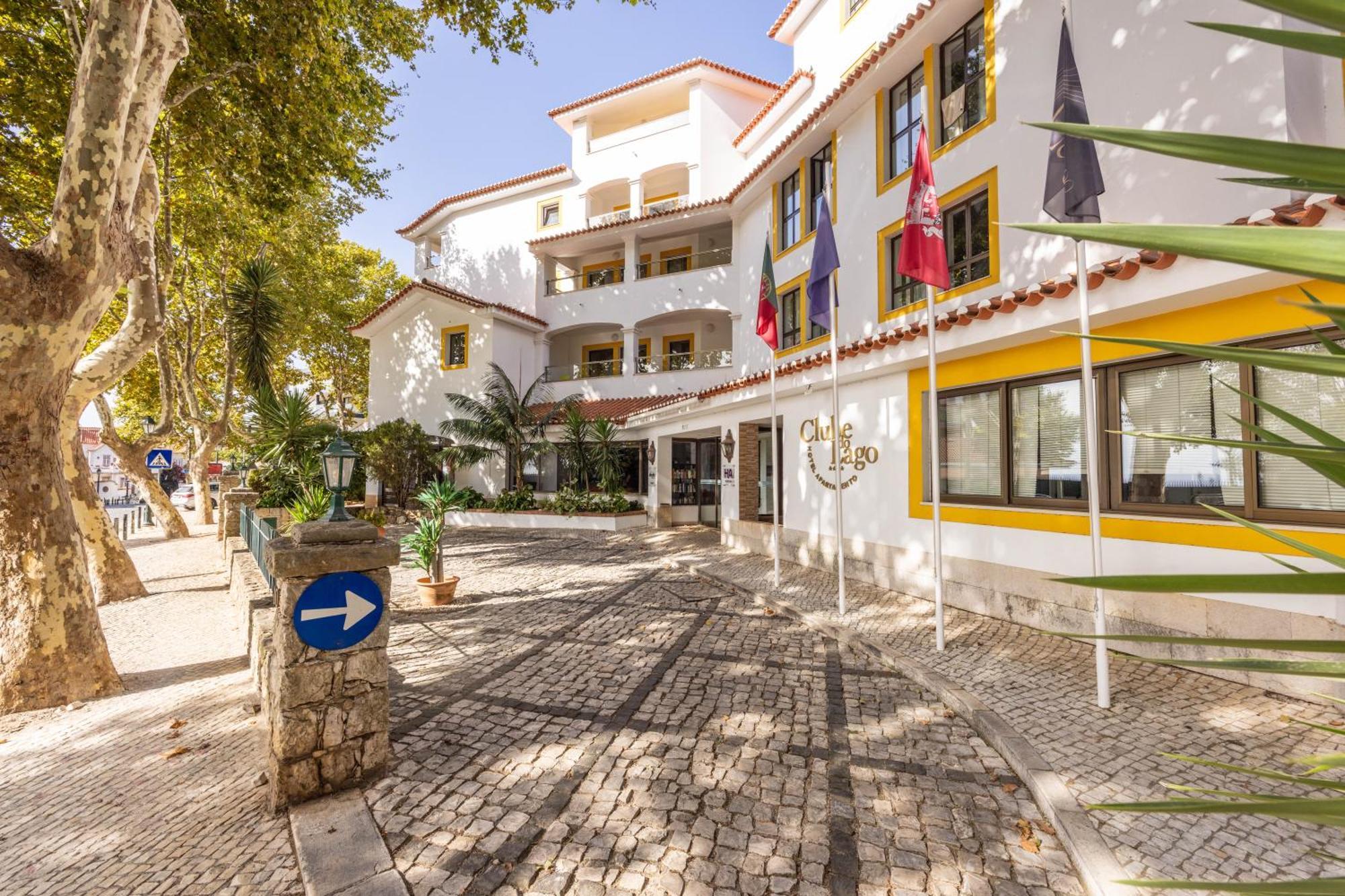 Hotel Clube Do 4*