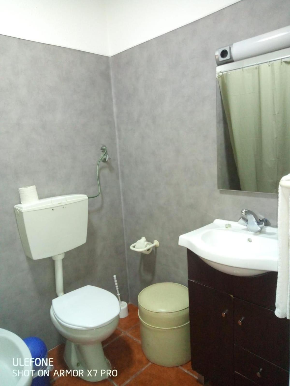 D. Carlos Residencial Pensión 3*