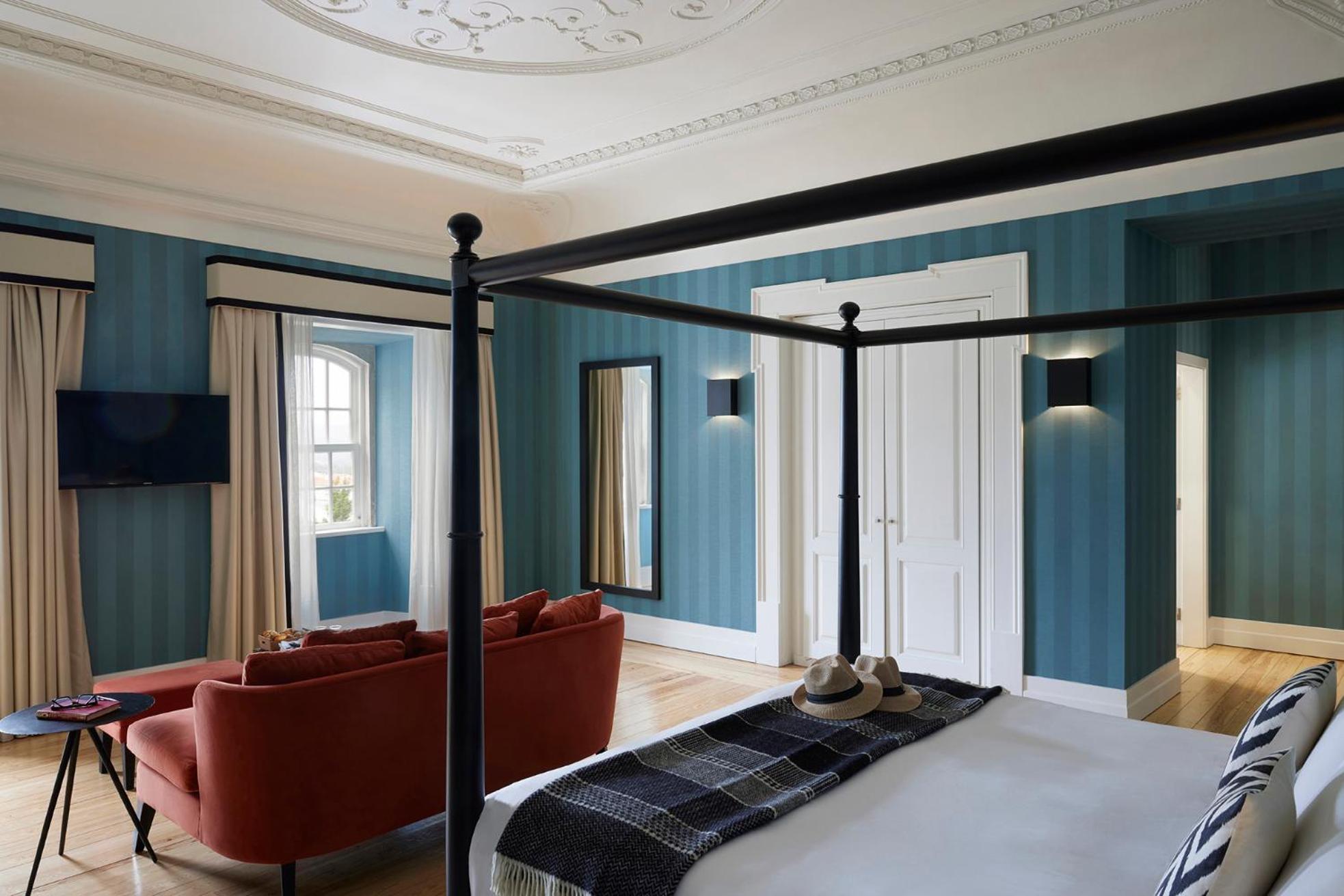 Octant Hotel Lousa (Central Portugal)
