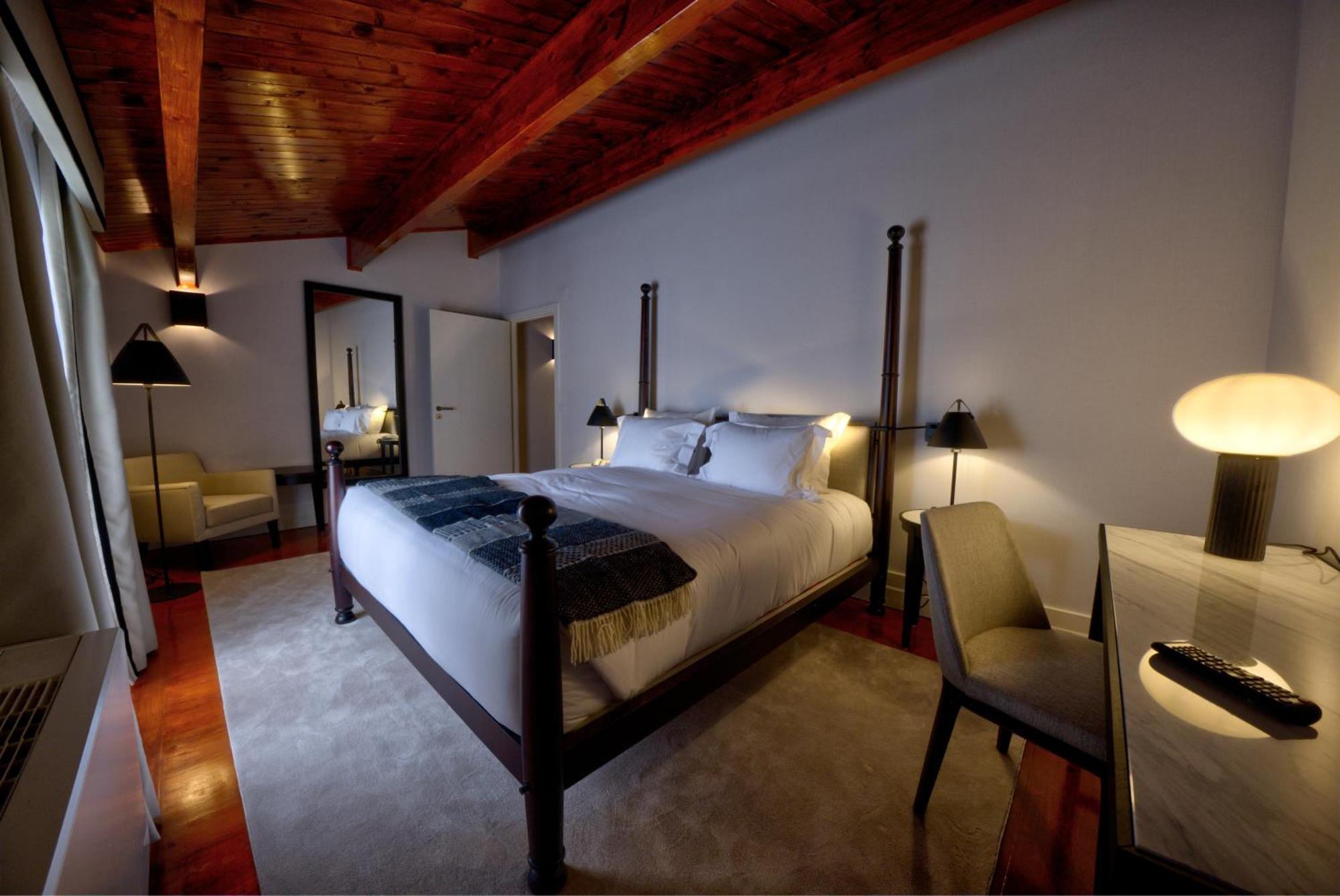 Octant Hotel Lousa (Central Portugal)