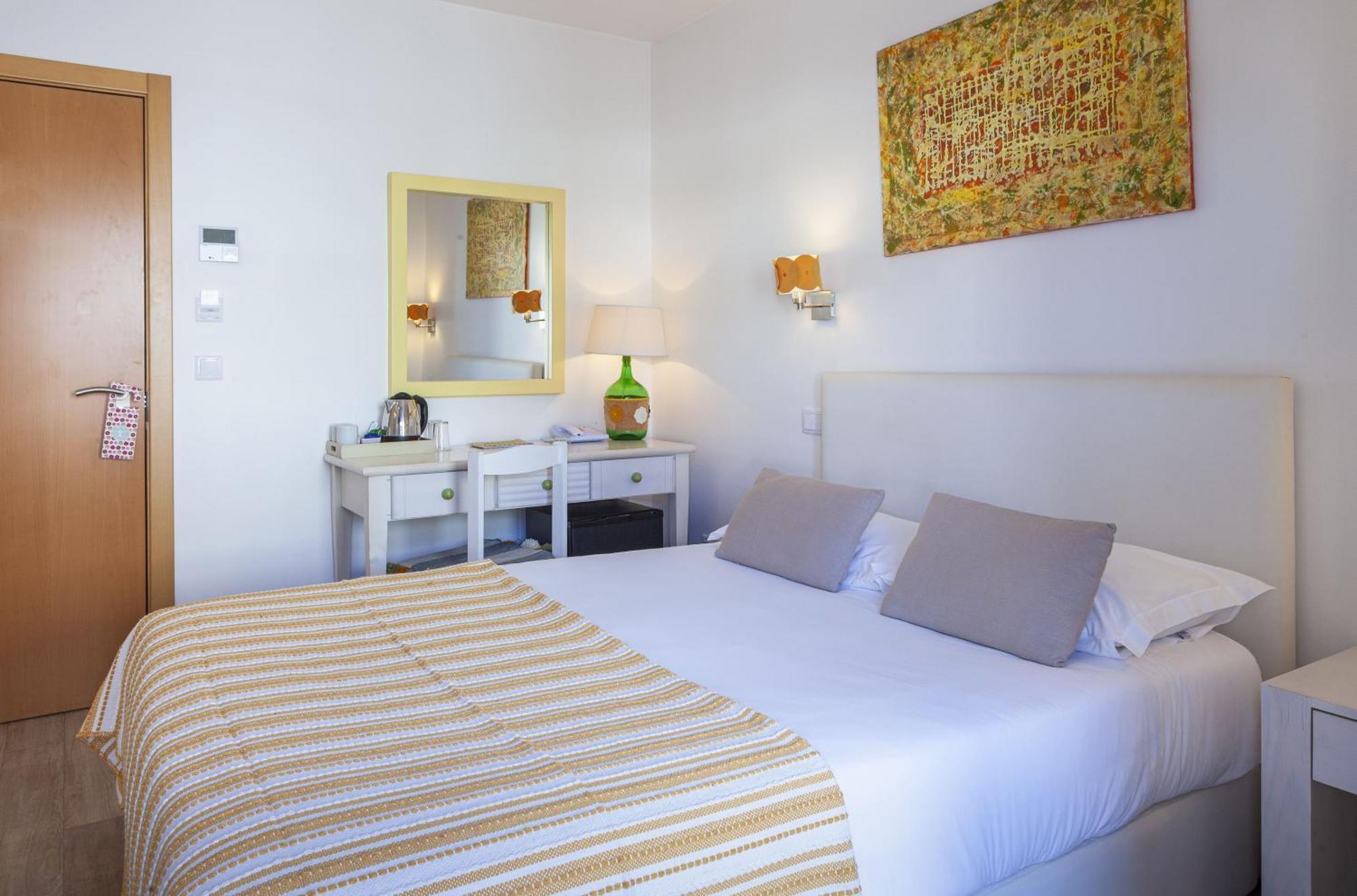 Boutique Casa Do Outeiro - Arts & Crafts Hotel 4*