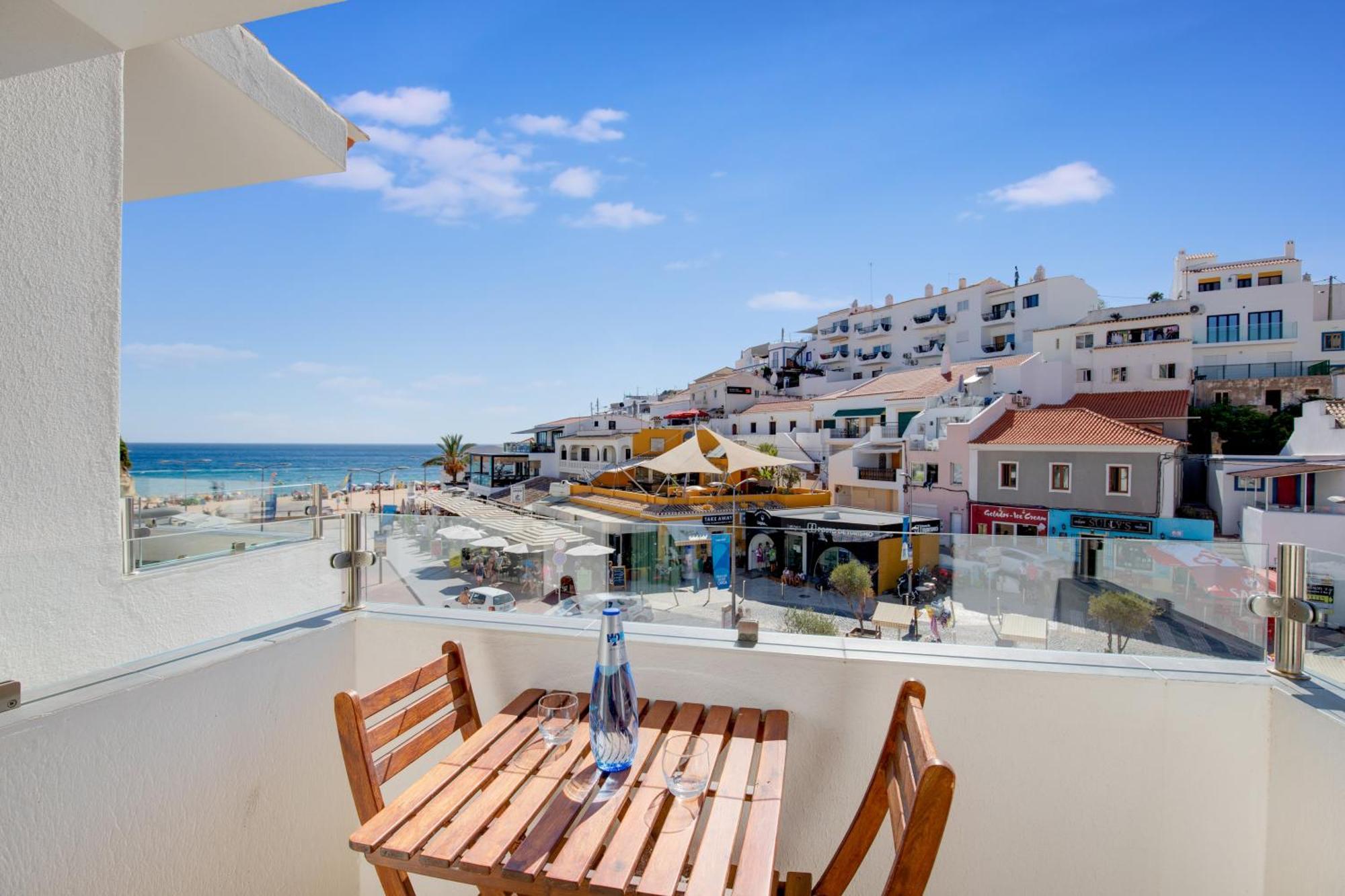 Hotel Carvoeiro Plaza 3*