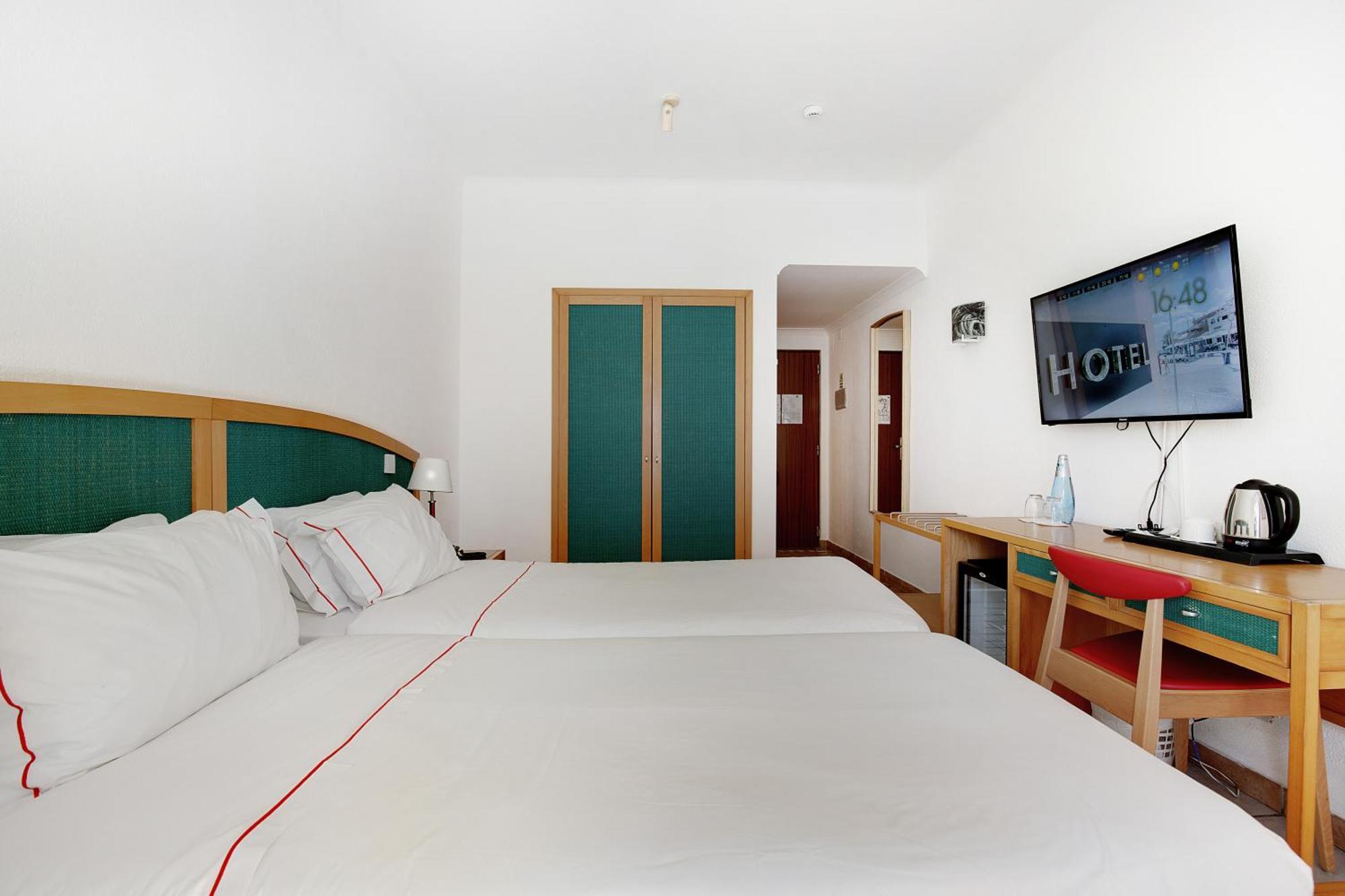Hotel Carvoeiro Plaza 3* Carvoeiro (Lagoa)