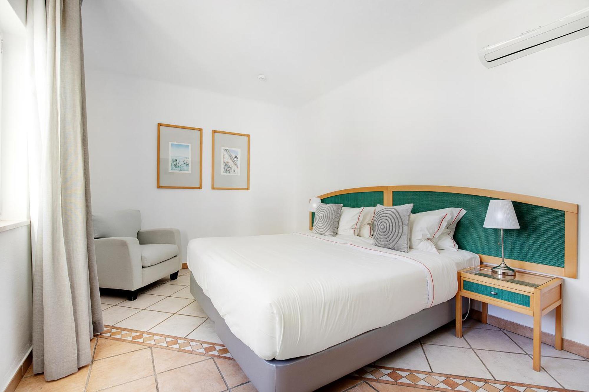 Hotel Carvoeiro Plaza 3* Carvoeiro (Lagoa)